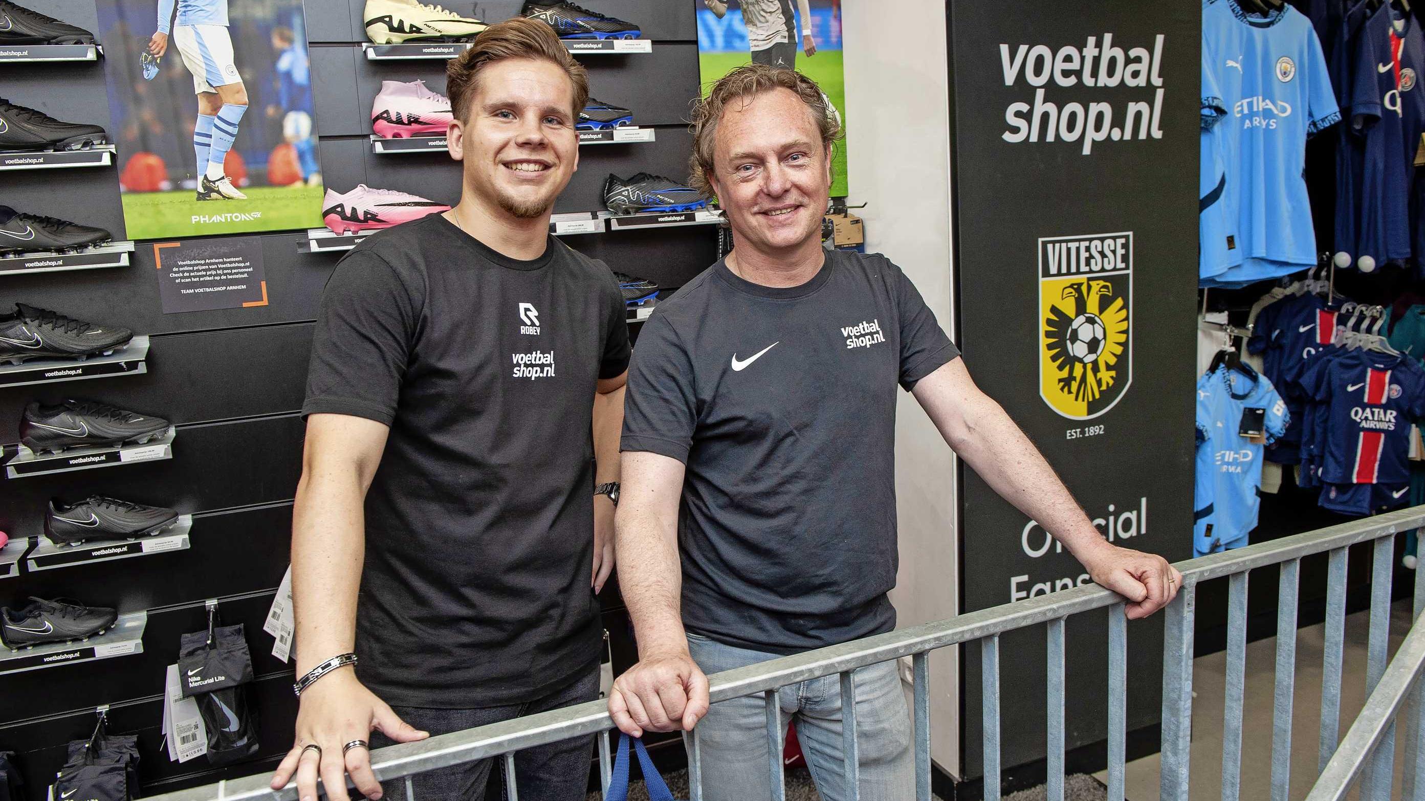 Fans zien nieuwe horde op weg naar behoud van club: ’Vitesse gaat het ...