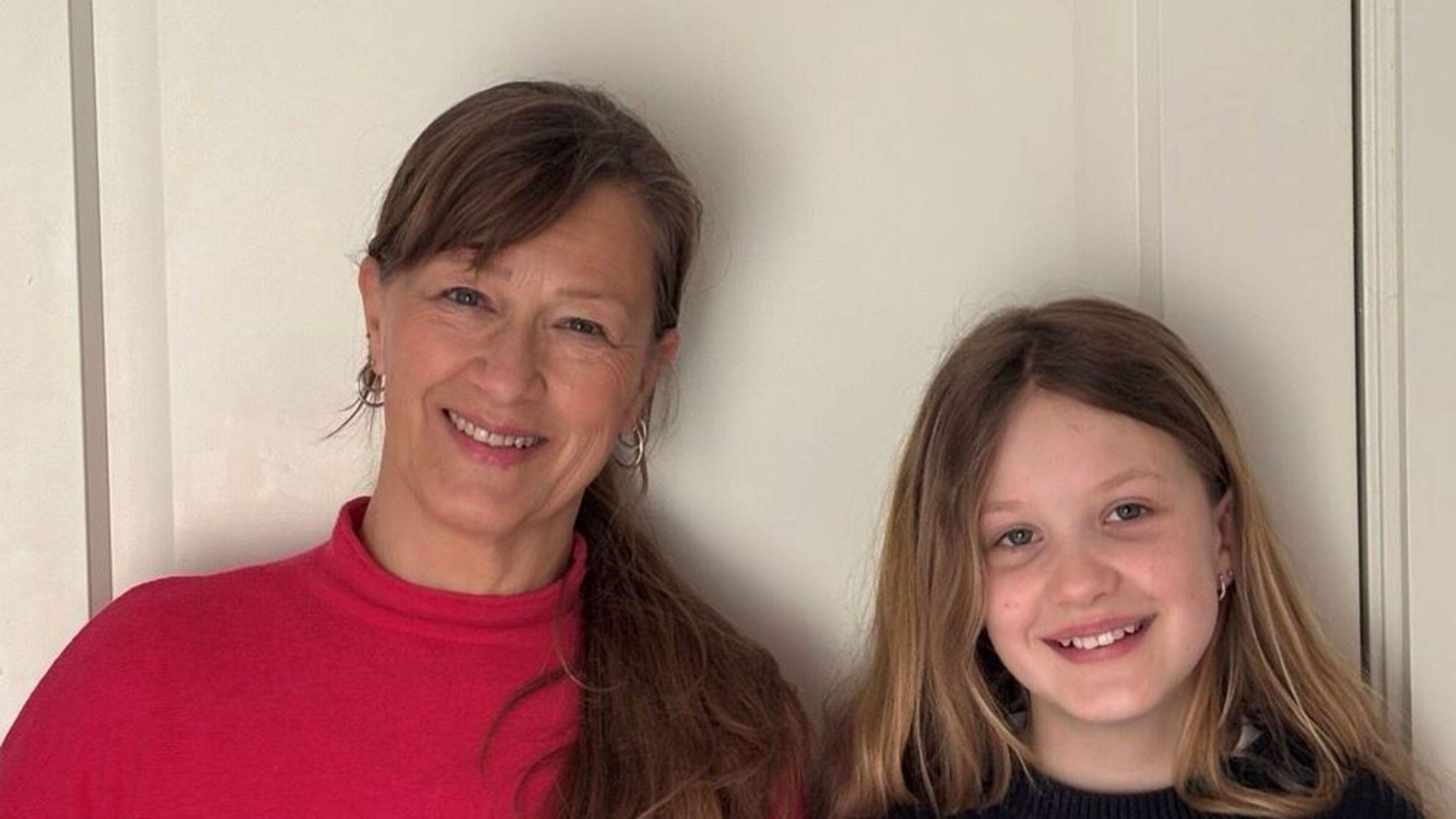 Janine (57) raakte op haar 45e zwanger: ’Ik voelde me heel trots met die dikke buik’