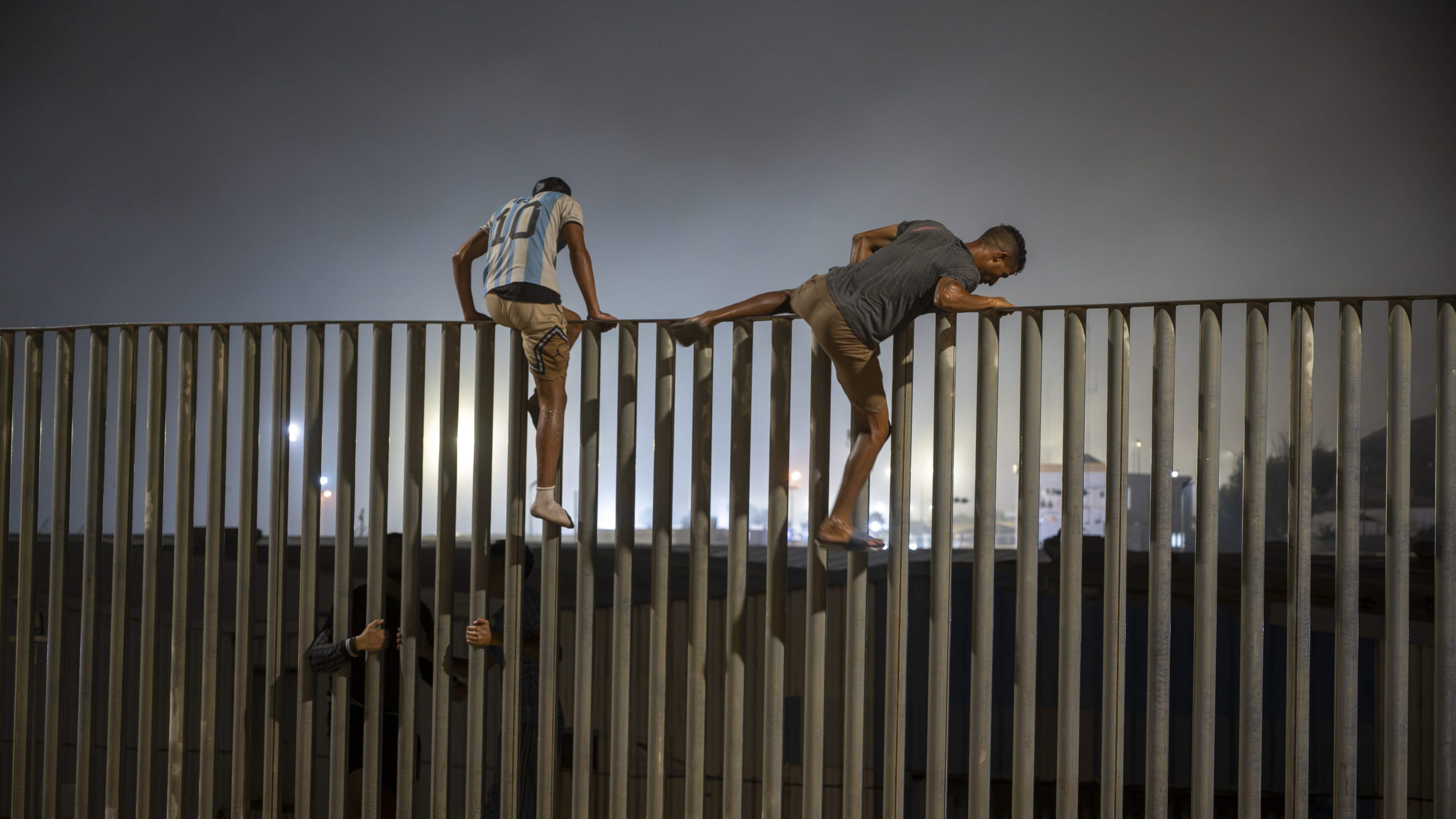 Bestorming Ceuta zet Schengen zwaar onder druk: overleeft Europees ’kroonjuweel’ de migratiechaos wel?