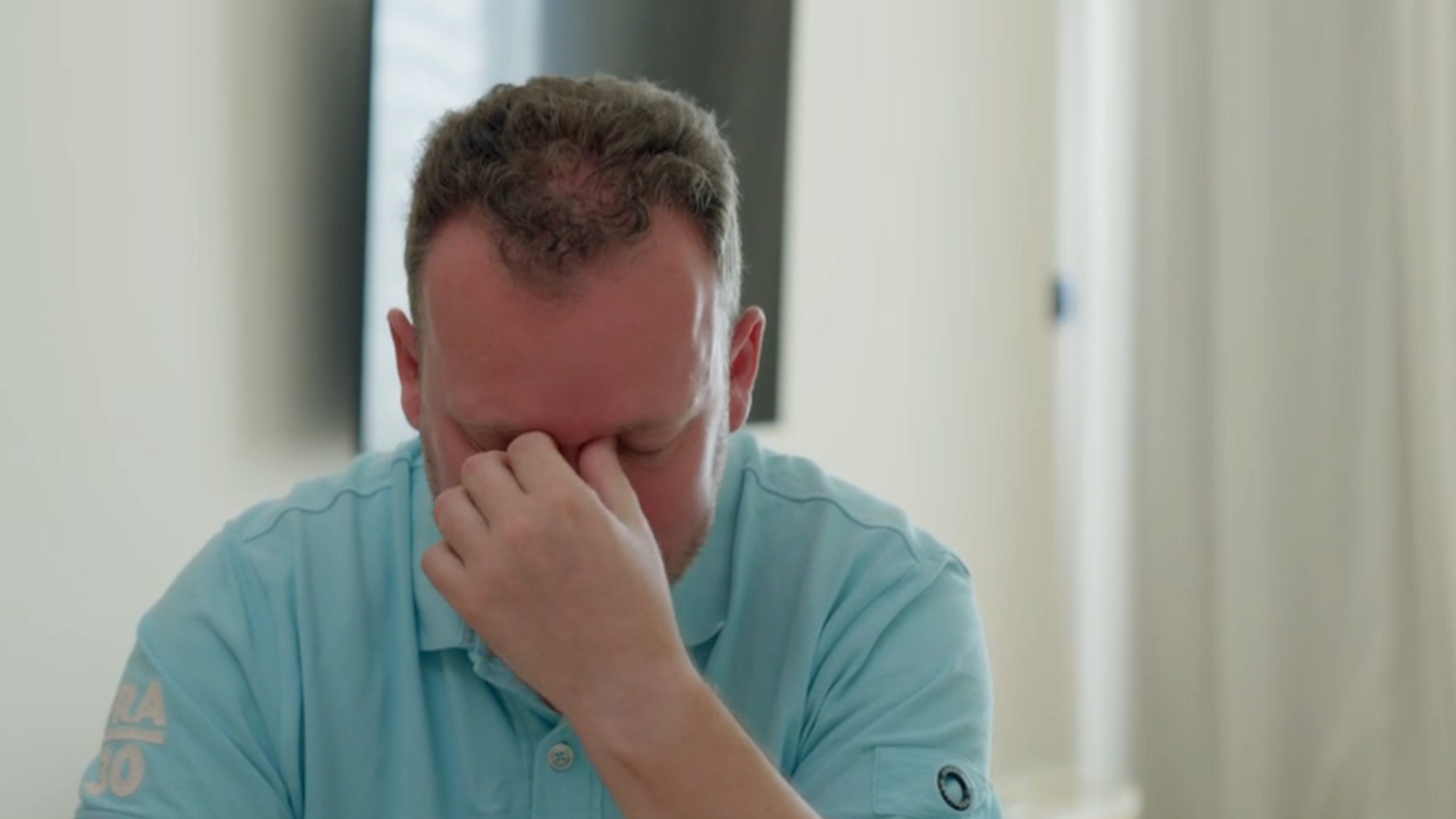 Married at first sight: Anton barst in tranen uit, Sandra vertelt het echte verhaal: ’Had hoop dat het hem niet was’