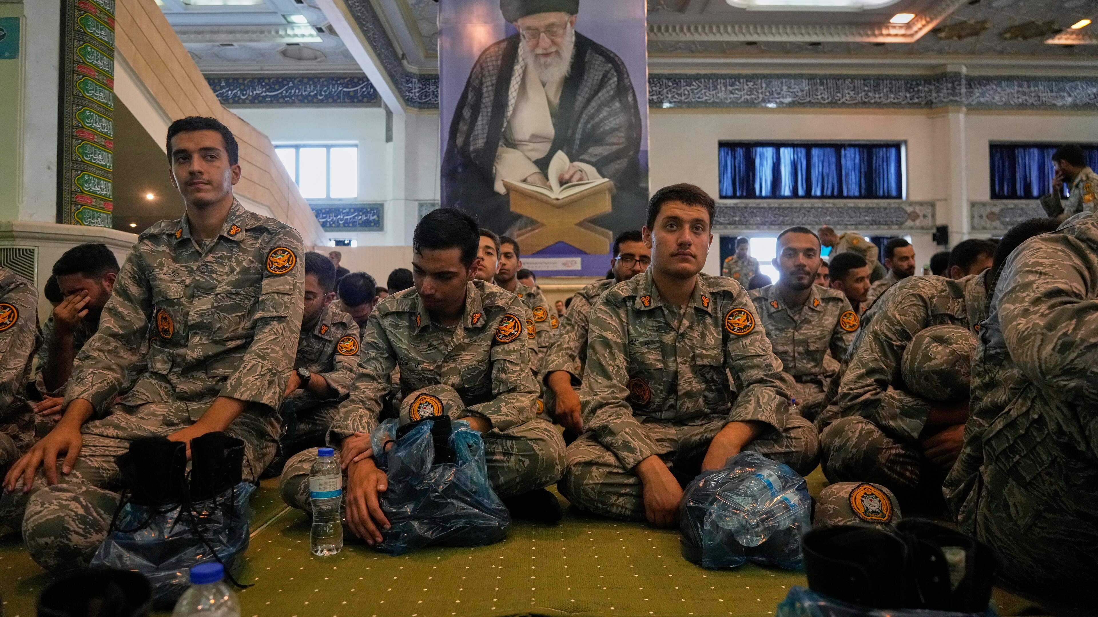 LIVE | Iran dreigt met vernietiging infrastructuur Midden-Oosten als VS opnieuw aanvallen: ’Alsof er nooit iets heeft bestaan’