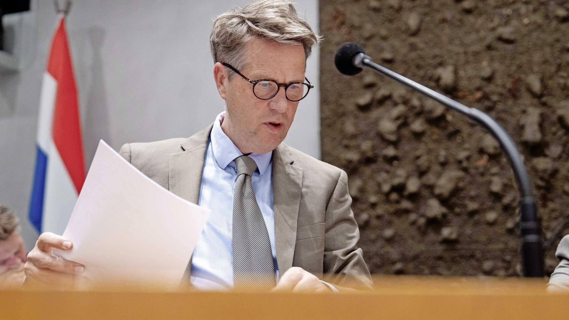 Het bestuur van de Tweede Kamer en voorzitter Martin Bosma ondernemen voorlopig geen actie om te achterhalen of er bewust is gelekt over een intern onderzoek naar voormalig voorzitter Khadija Arib.
