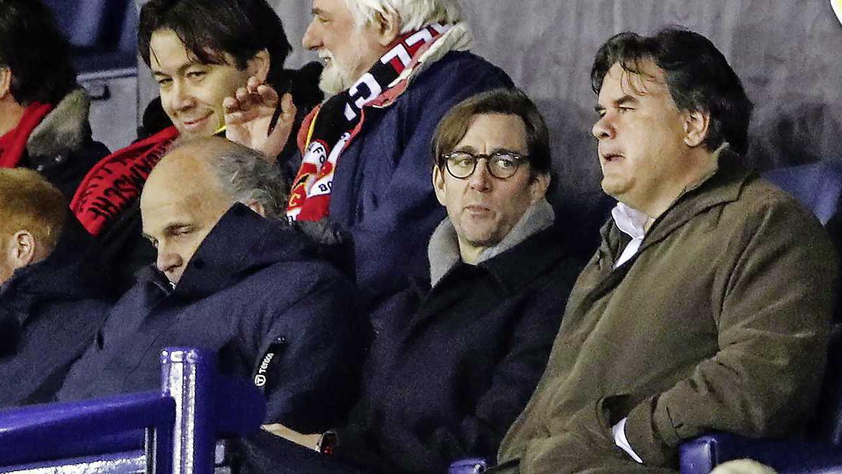 Ex-eigenaar FC Den Bosch maakt er ook in België puinhoop van: KV ...
