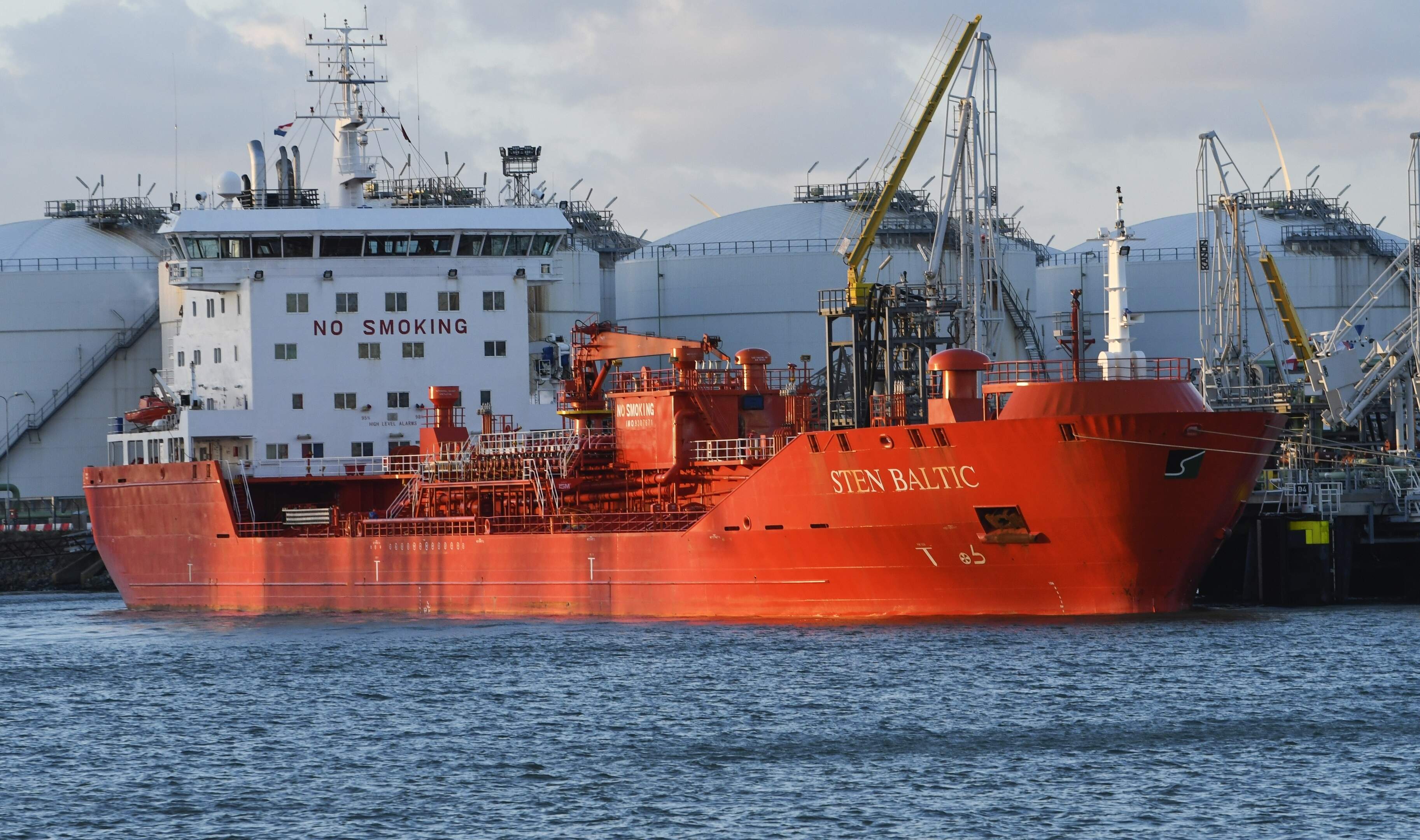 IEA: olievoorraden in recordtempo omlaag door oorlog
