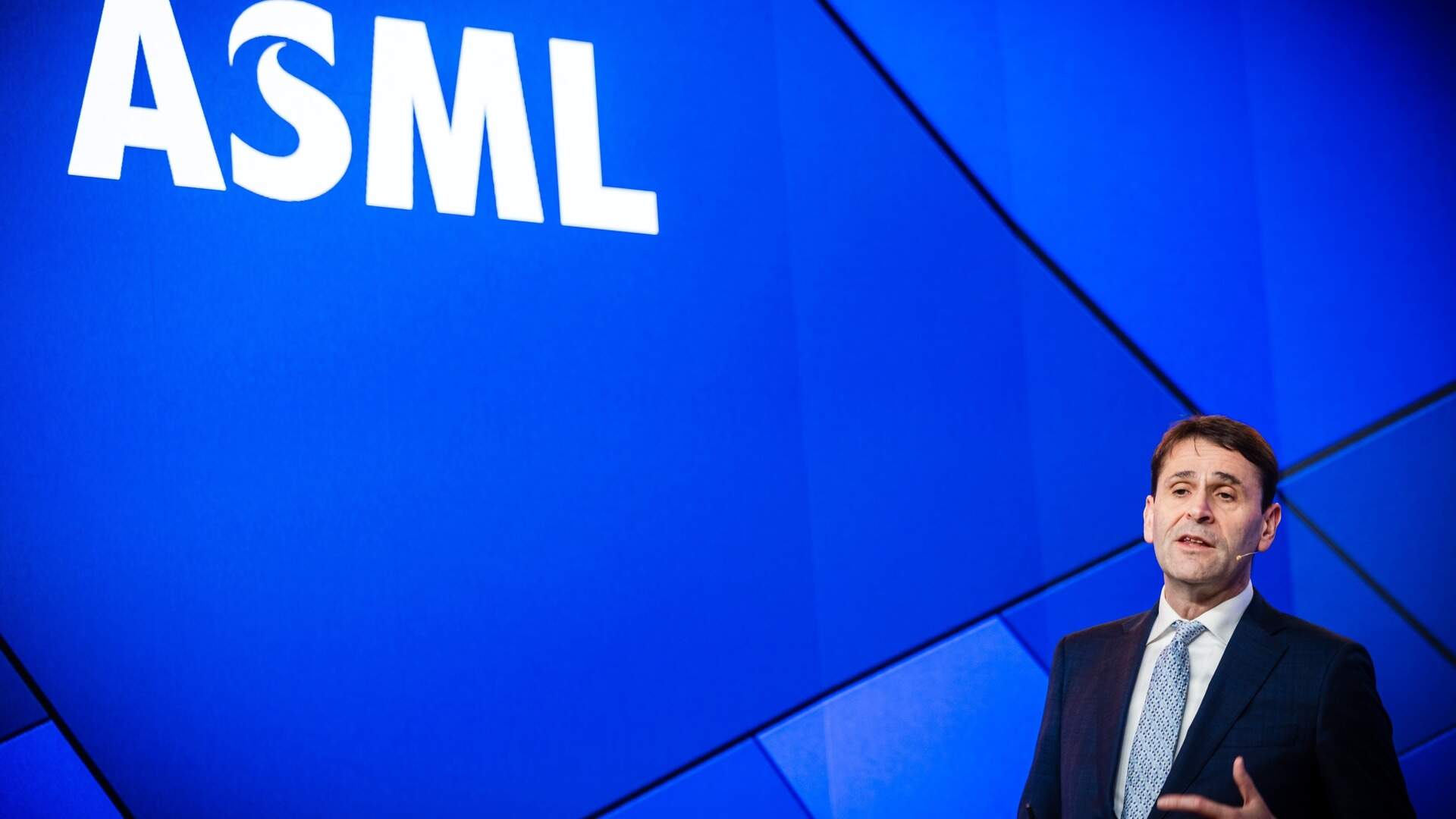 ASML rekent op recordjaar door aanhoudende AI-golf | De Telegraaf