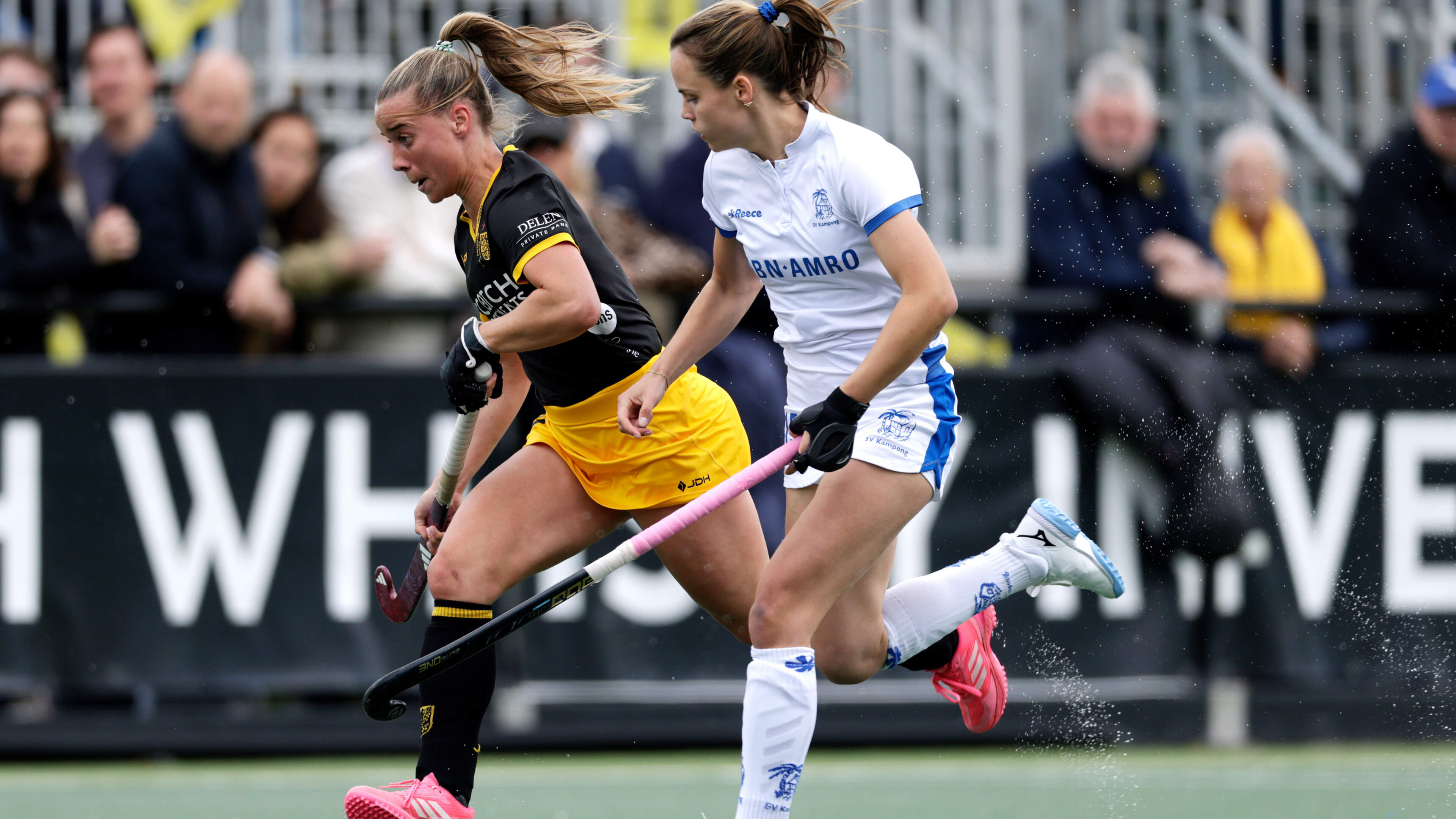 Frédérique Matla en Joosje Burg schieten recordkampioen Den Bosch in knotsgek duel met Kampong naar hockeyfinale