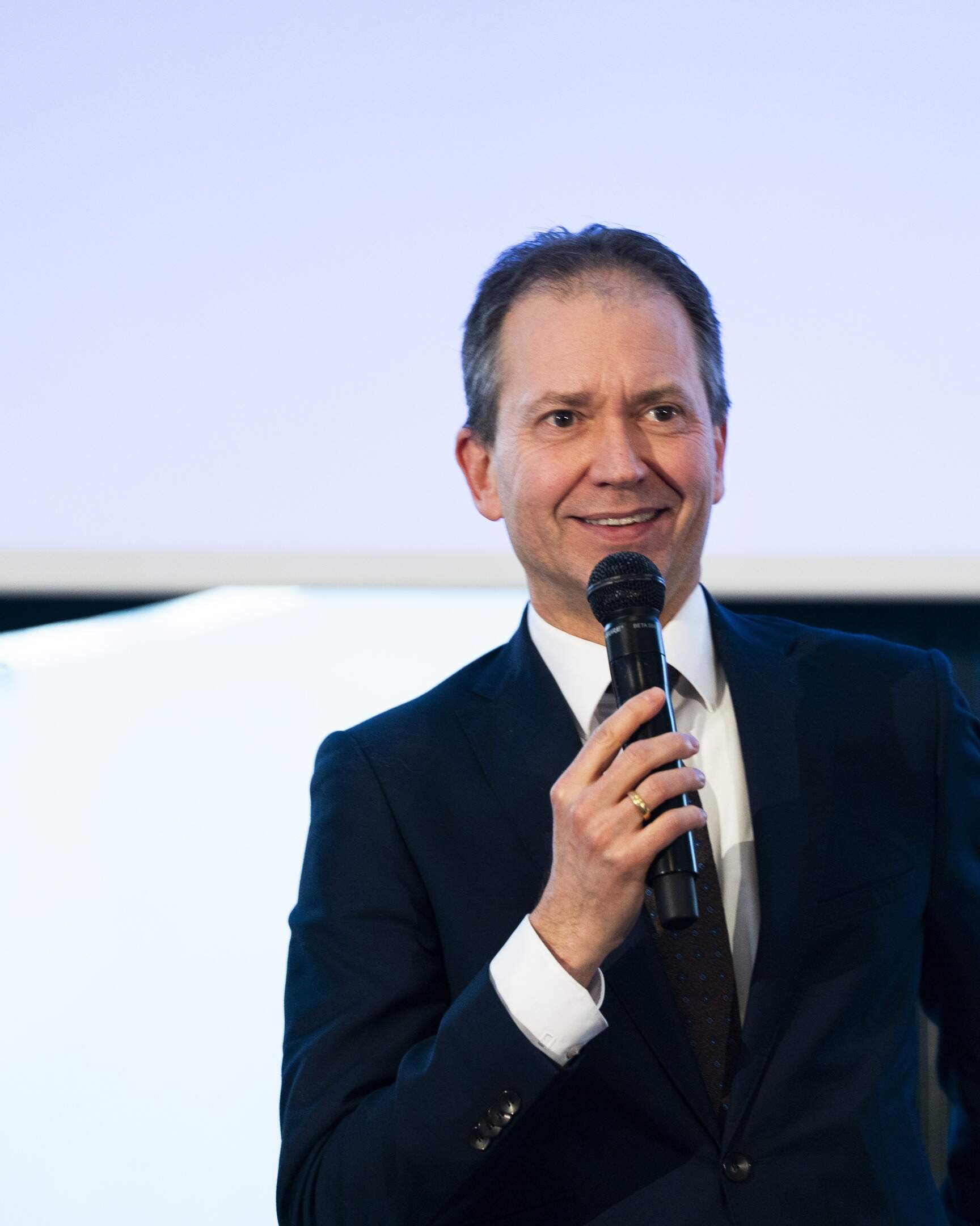 Eddy van Hijum stopt als politiek leider NSC: partij wijst geen