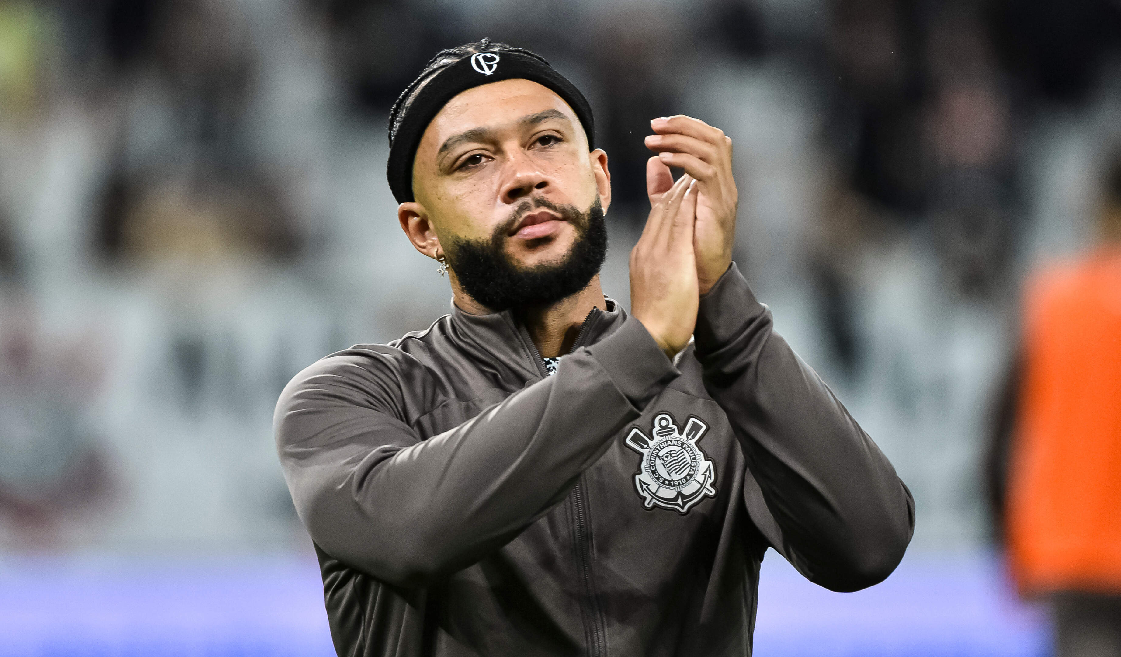 Komt dit nog goed voor het WK? Memphis Depay weer niet in actie bij Corinthians