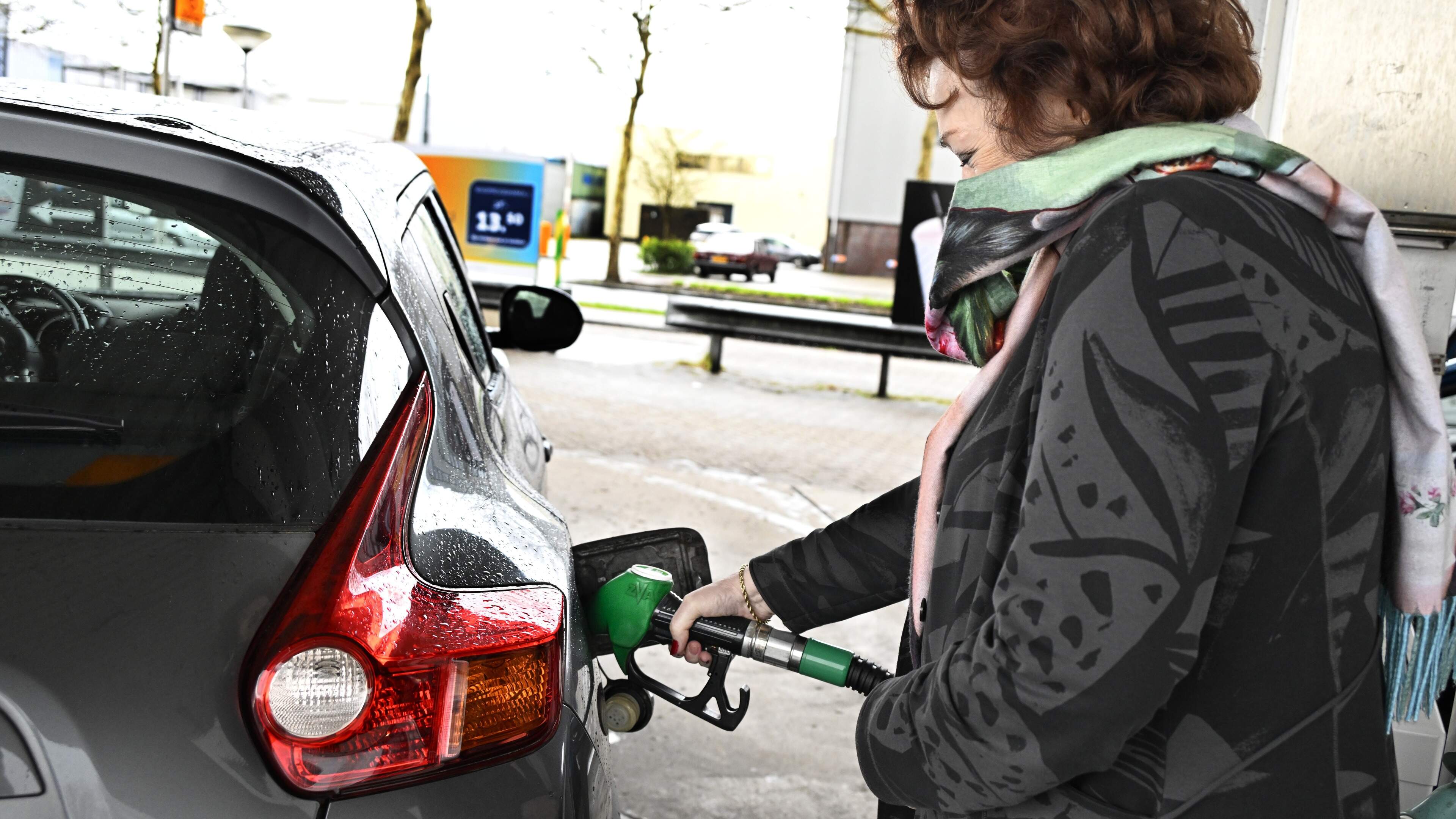 Oorlog drijft prijzen in maart op: ’Energie is boosdoener, maar echte schok komt later’