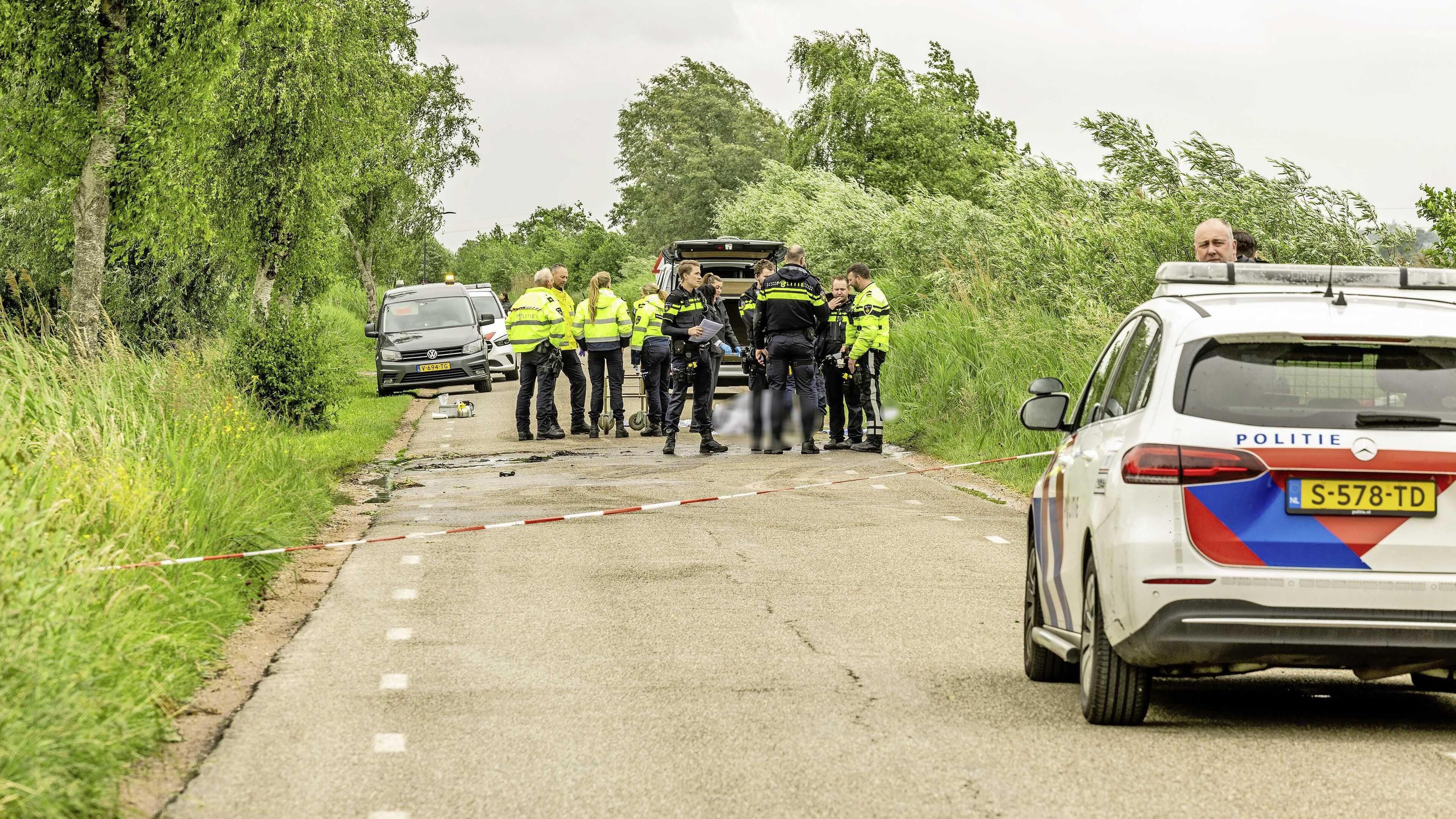 Doden in auto die te water raakte in Vinkeveen waren 27 jaar