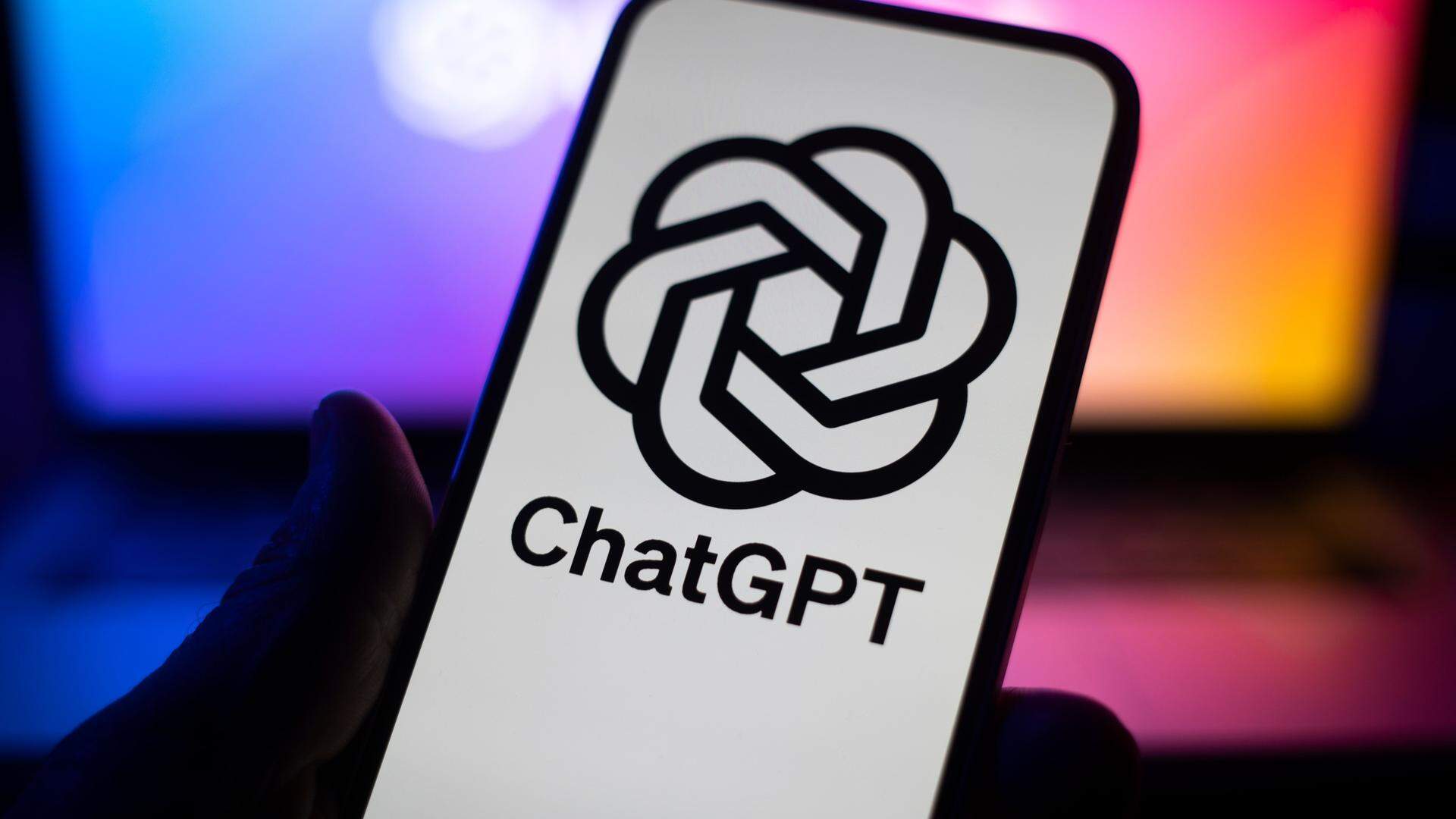 Gebruikers van ChatGPT moeten dinsdag lang op antwoord wachten of krijgen helemaal geen antwoord.