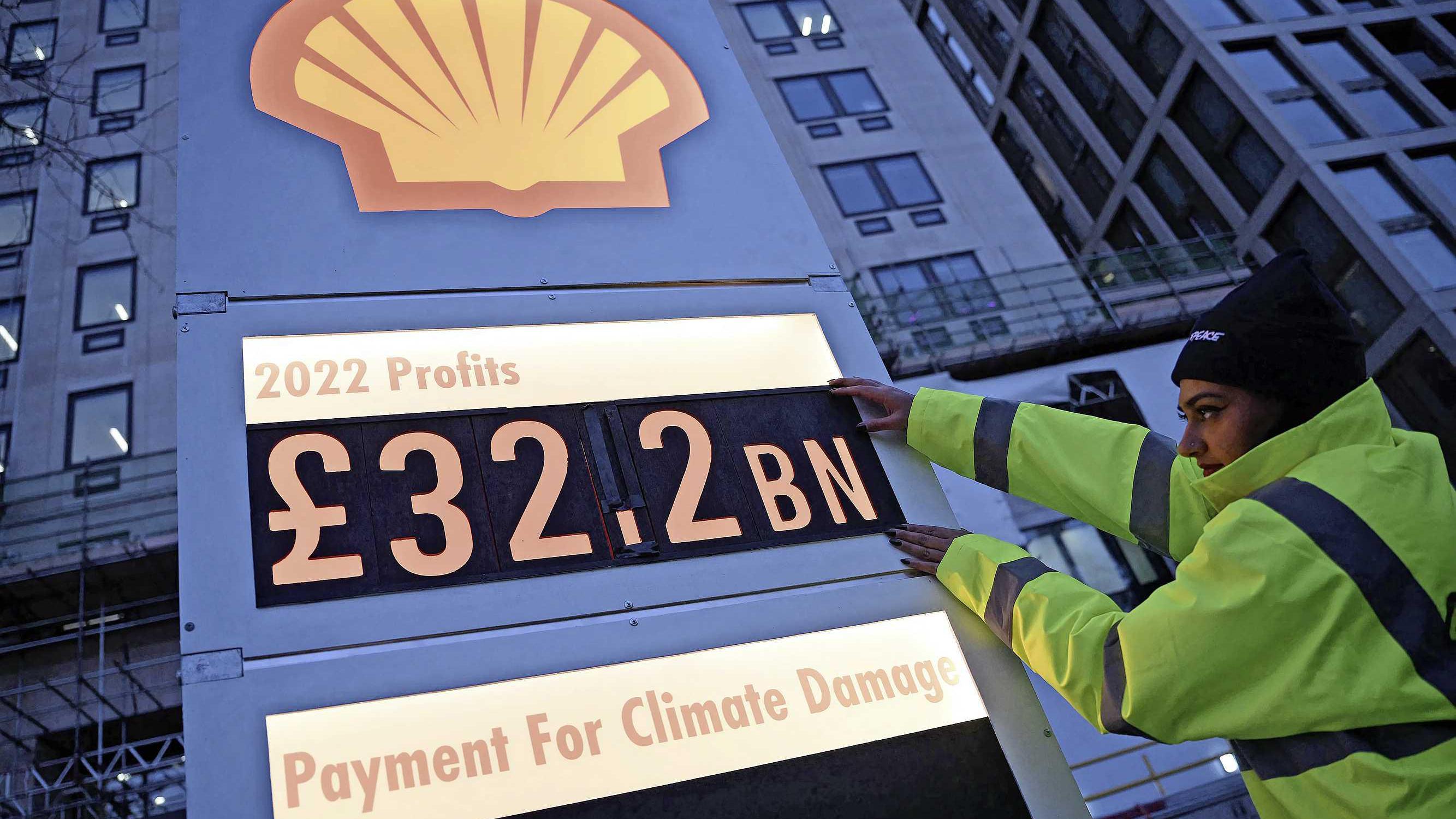 Directie Shell aangeklaagd door activistische aandeelhouder om ...