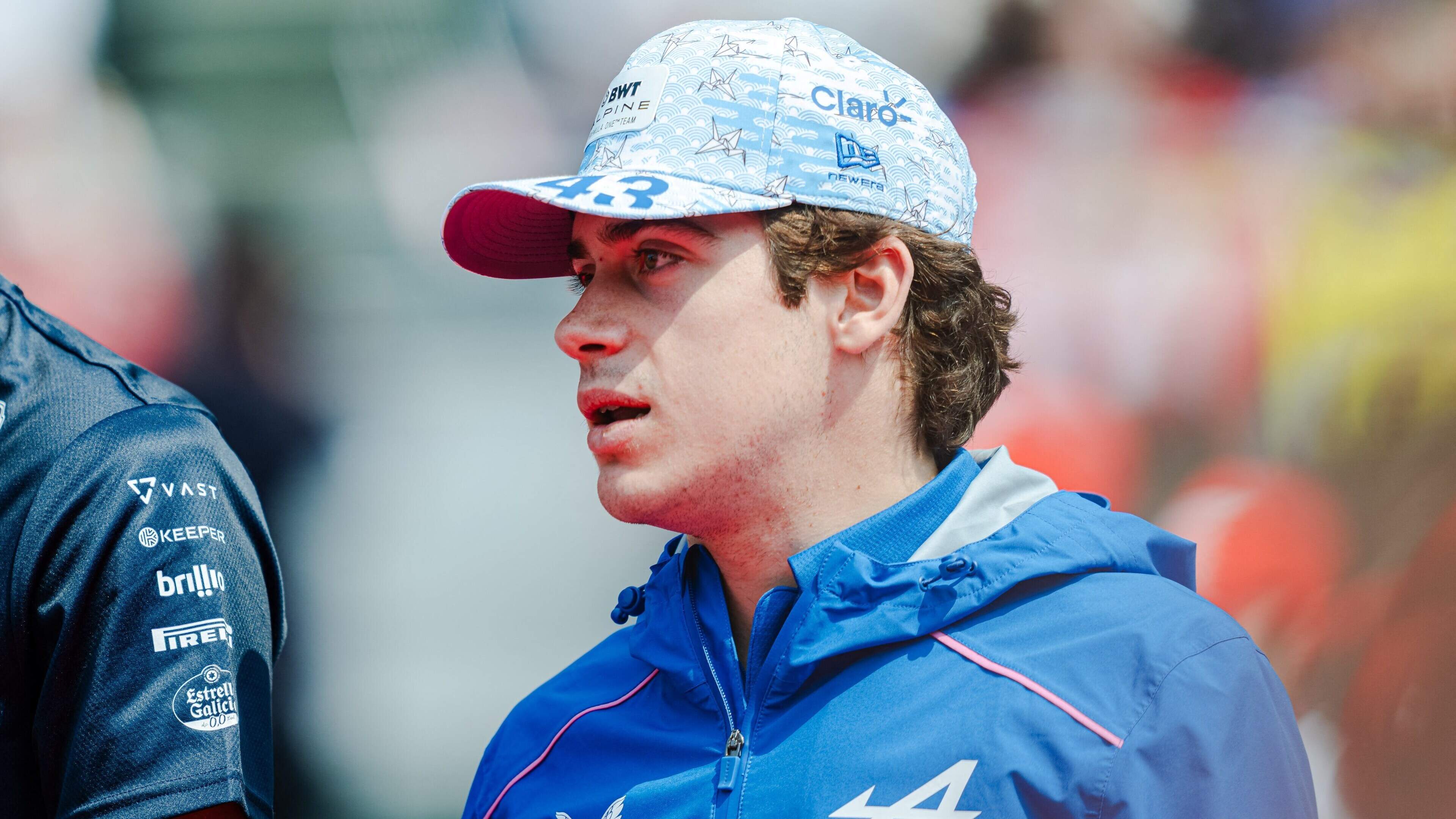 Alpine veroordeelt haatberichten aan Franco Colapinto en spreekt schande van doodsbedreigingen richting Esteban Ocon