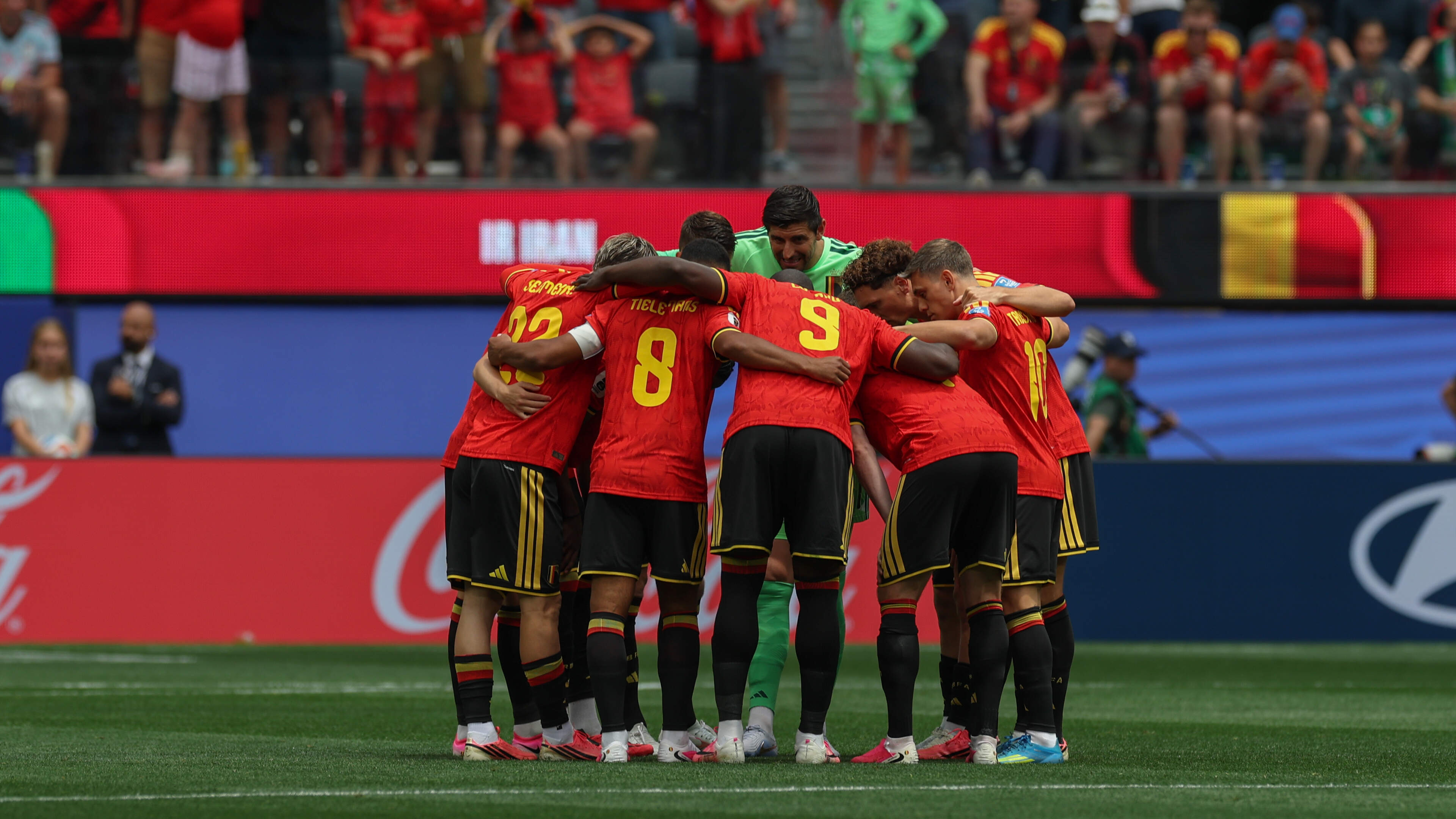 Belgische media hekelen keuzes ’zenuwpees’ en richten pijlen op één speler na deceptie tegen Iran op WK 2026: ’Wat doen we hier eigenlijk?’