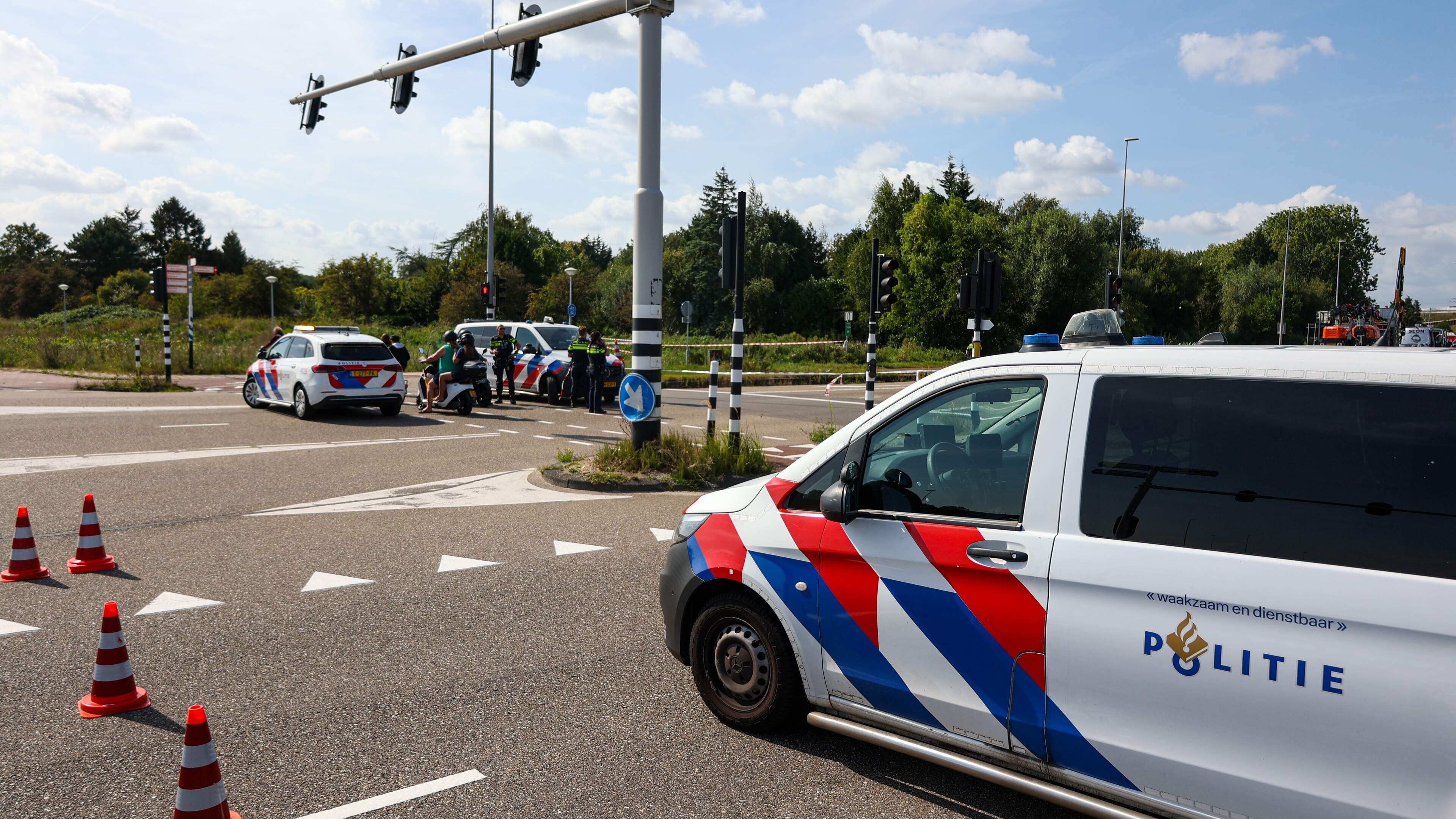 Politie zoekt dringend getuigen die vermoord meisje (17) hebben zien fietsen vanaf Leidseplein: dade