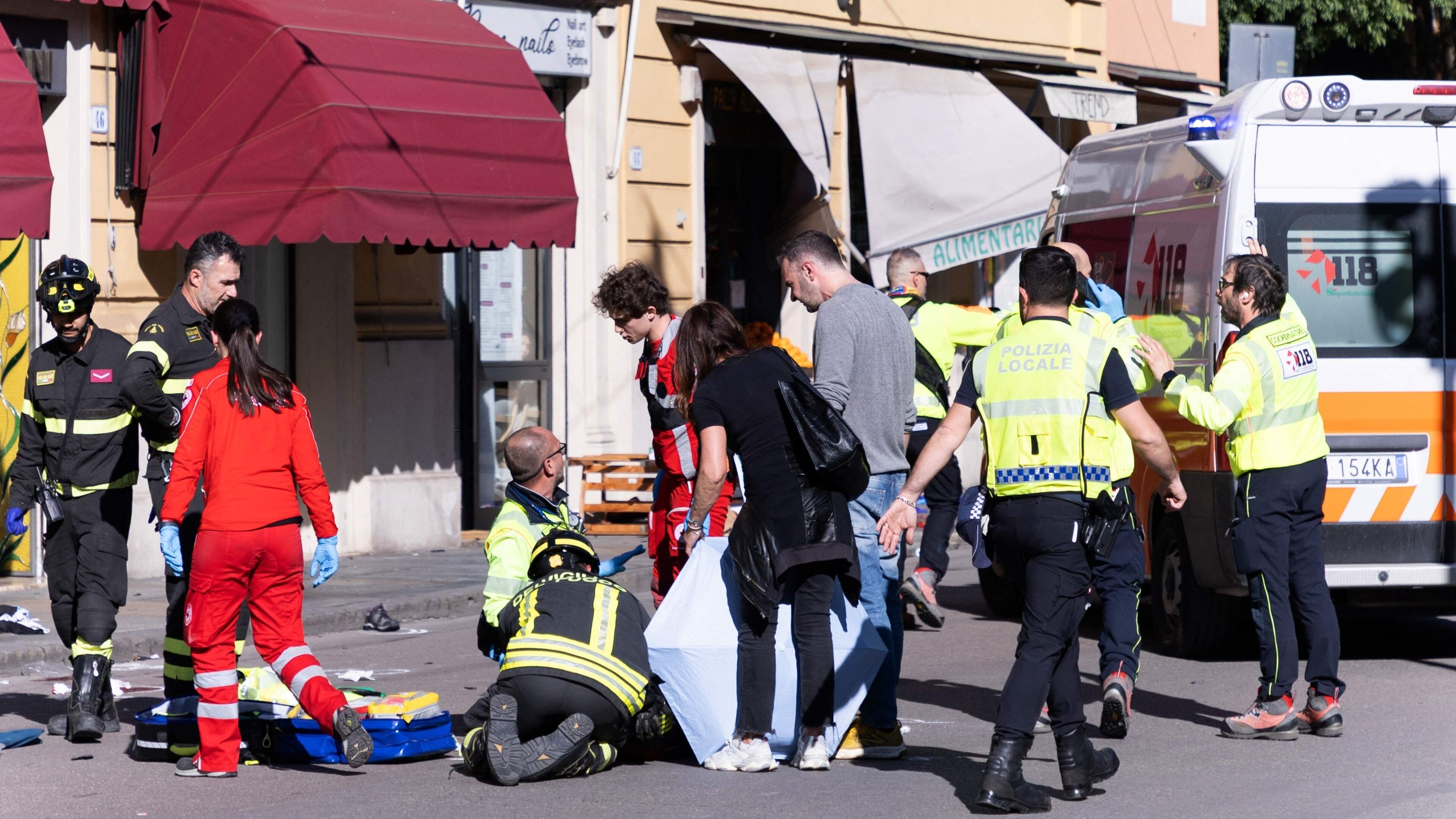 Dader (31) die met hoge snelheid inreed op mensen in Italiaanse stad Modena had psychiatrisch verleden