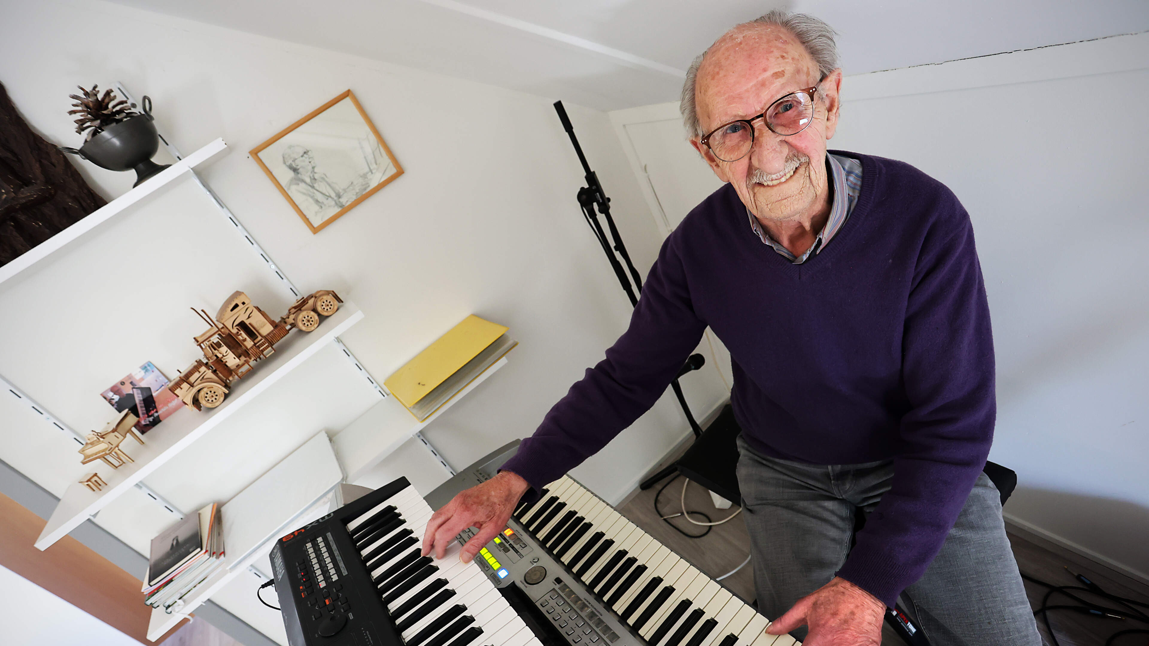 Bijzonder Apeldoorns koor in de penarie door vertrek toetsenist Bert (86): ’Je moet er tegen kunnen’