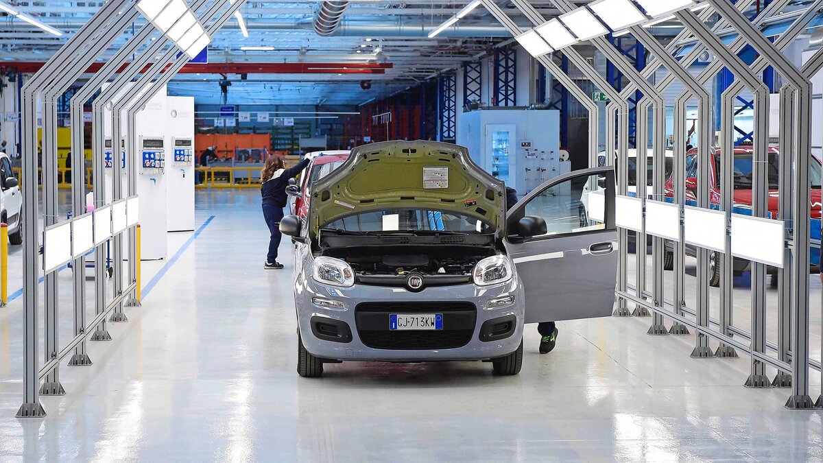 Italiaanse staat houdt na ruzie handen toch af van Fiat-moeder ...