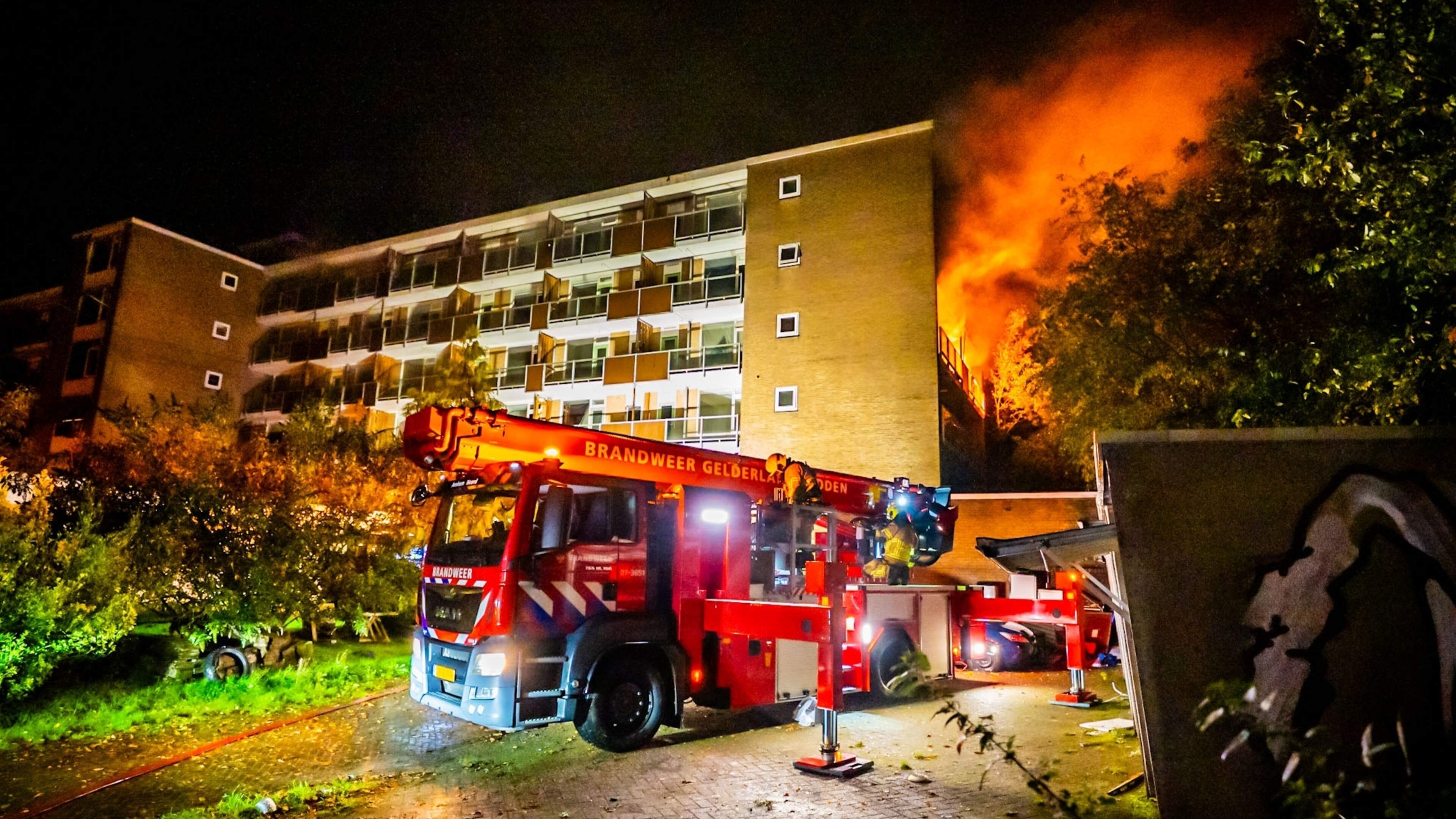 Brand in gekraakte flat Arnhem