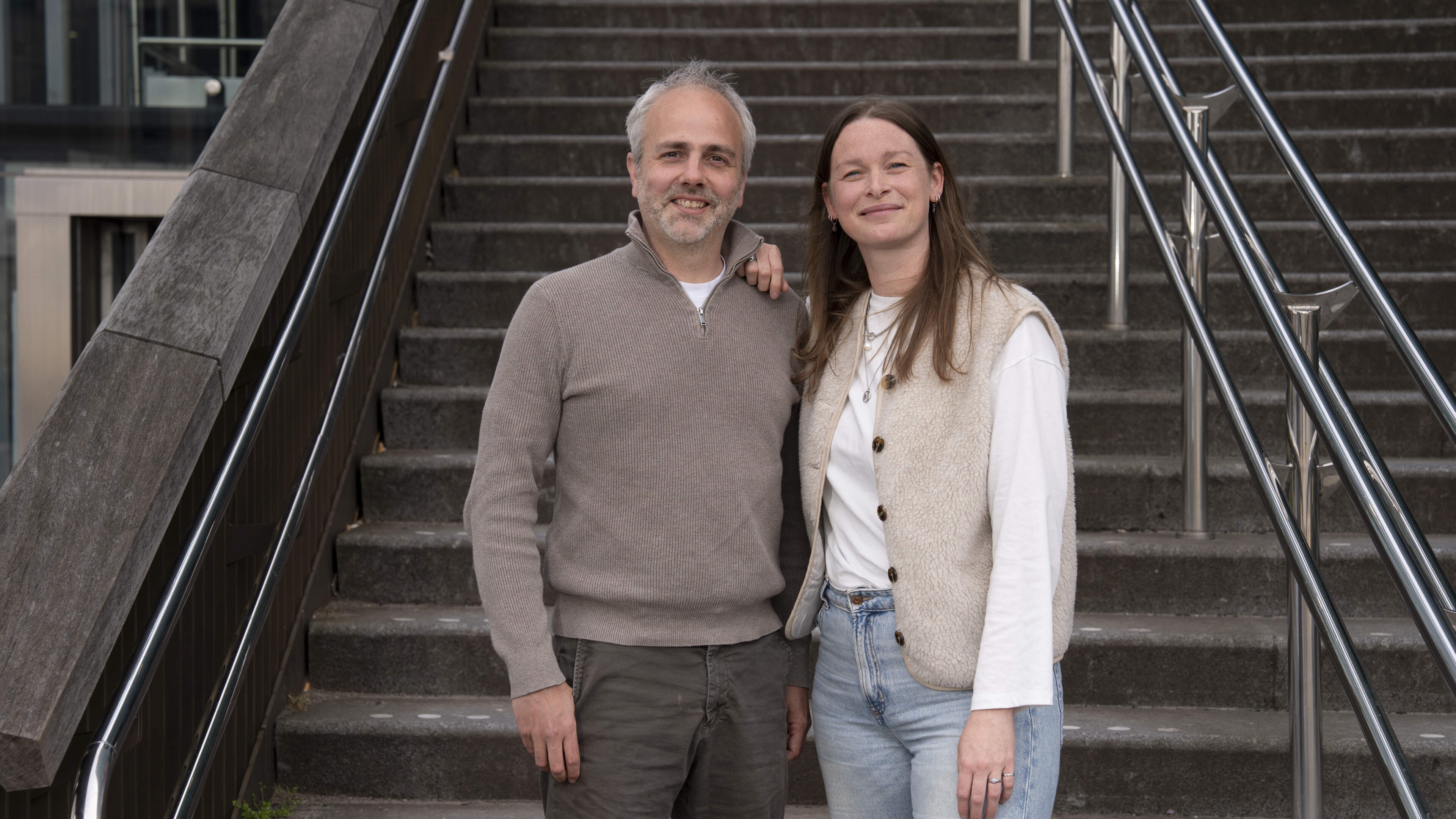 Nieuwe reisgids voor pensionado’s vol ontdekkingstochten: ’Gratis parkeren en boterhammen mee’