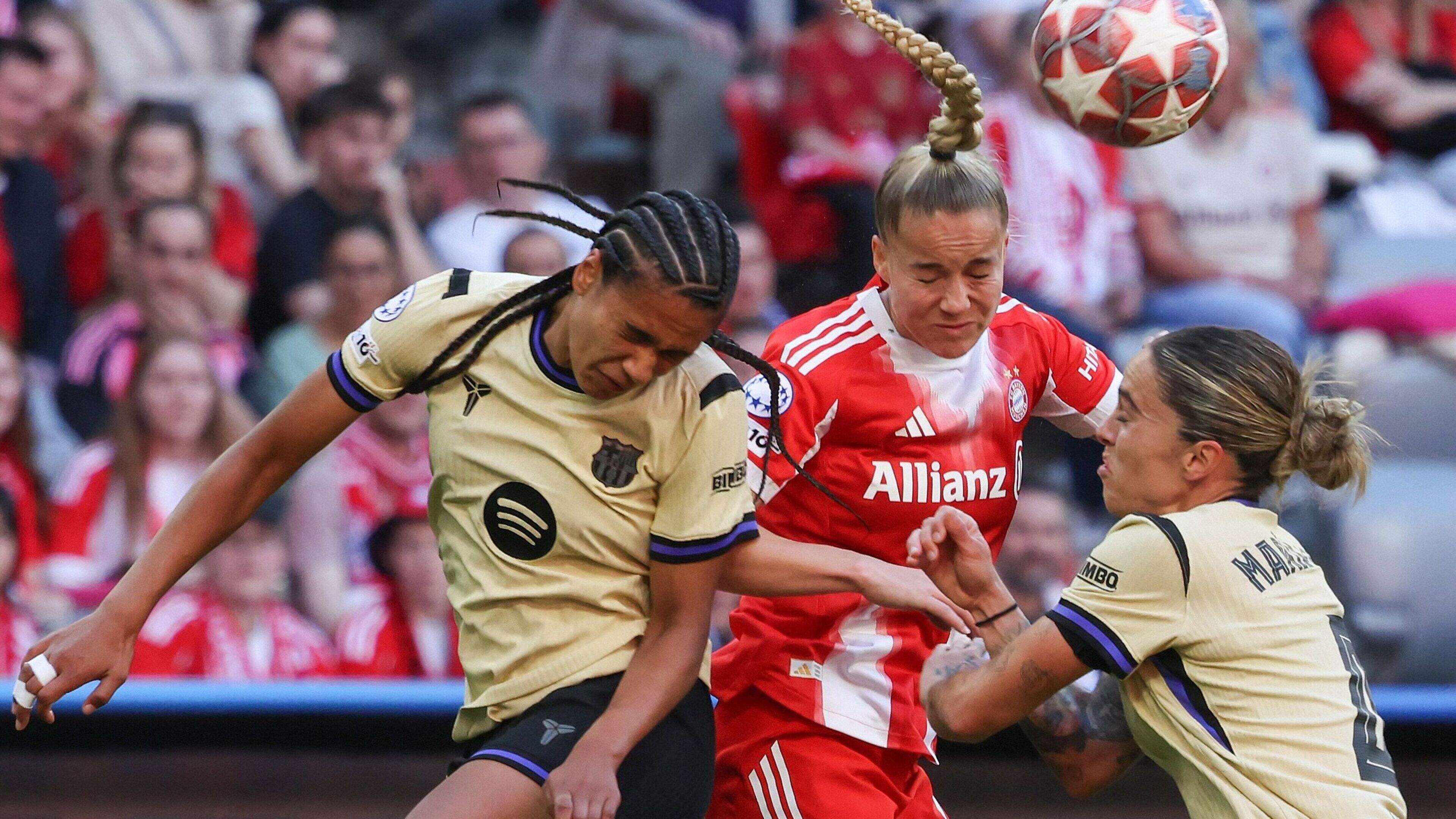 Esmee Brugts helpt met assist FC Barcelona naar finale van Champions League
