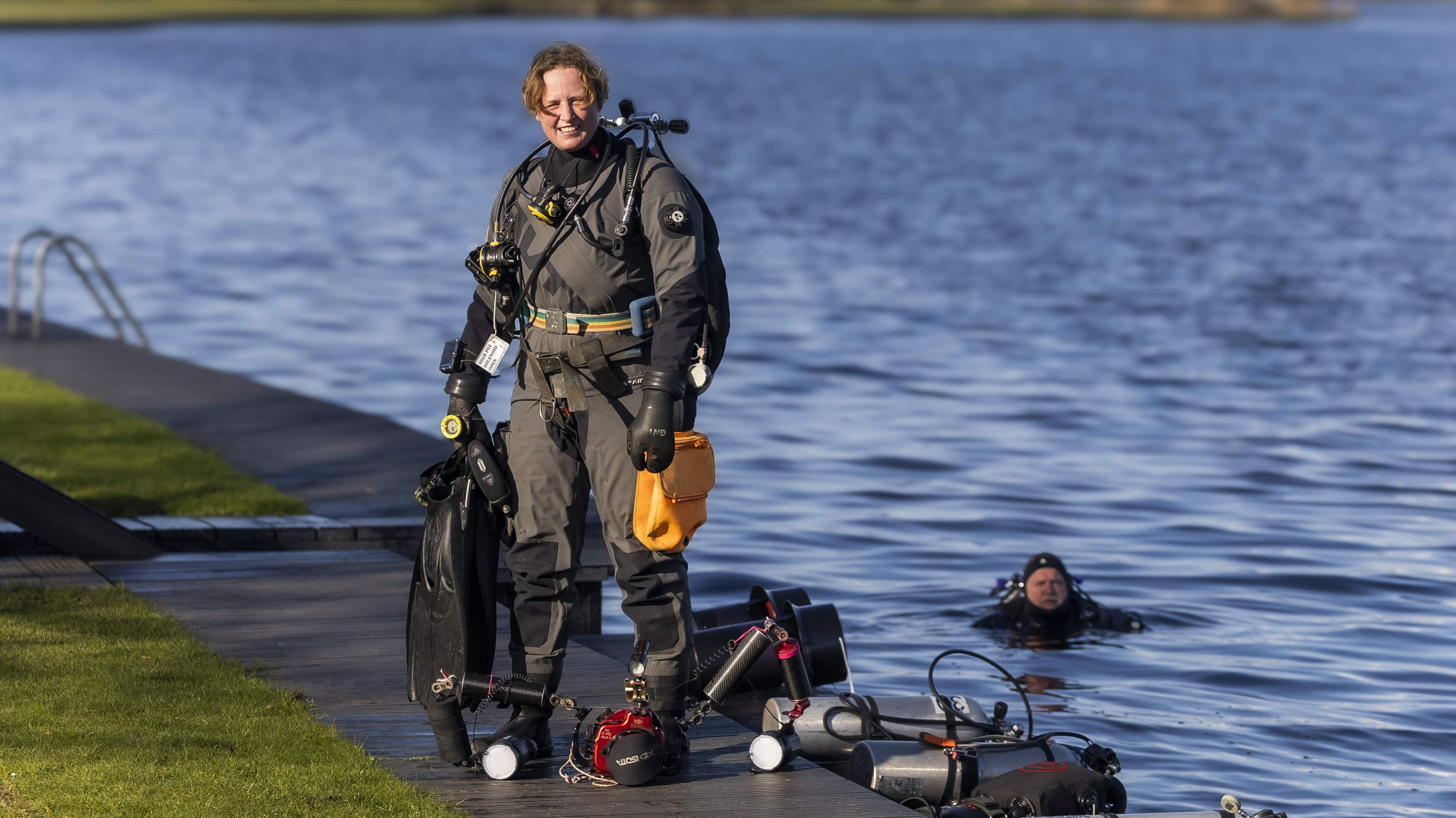 Duiken steeds duurder, maar voor Brenda (47) is het elke cent waard: ’Geen leven zonder voor te stellen’