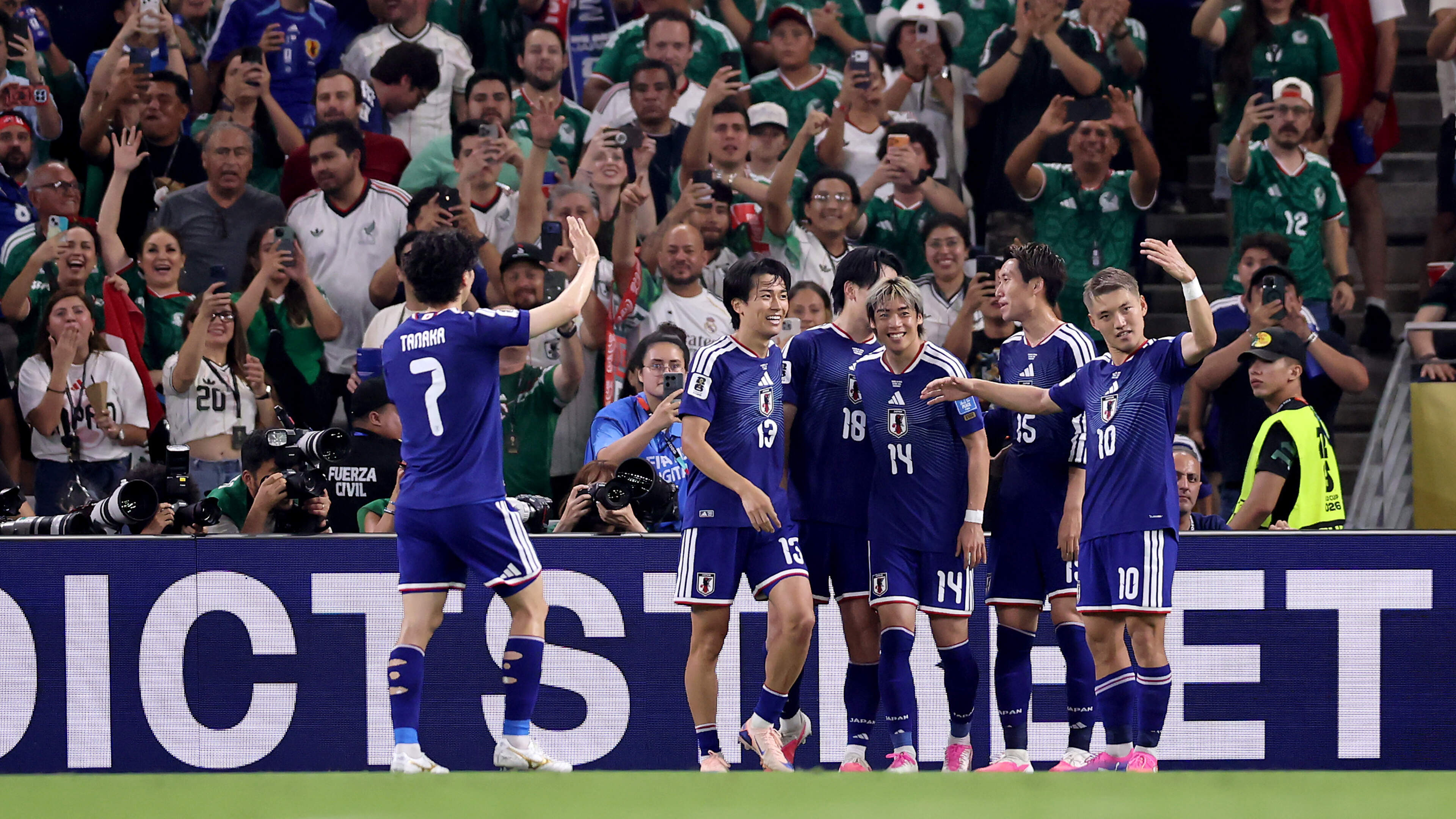 LIVE WK 2026 | Sterk Japan heeft geen kind aan Tunesië en werkt aan doelsaldo