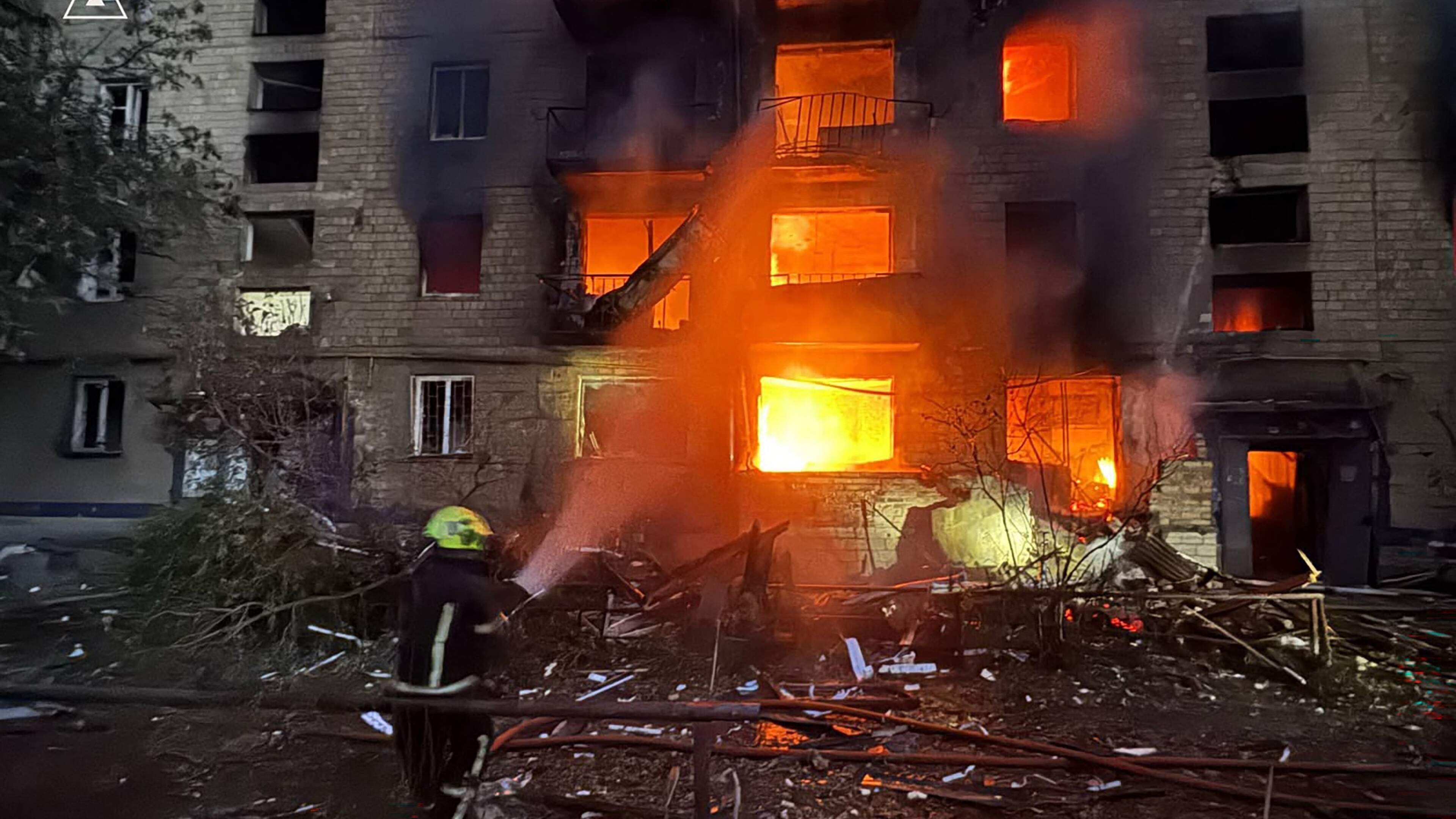 LIVE | Minstens 22 doden en bijna 90 gewonden bij aanval op Kiev