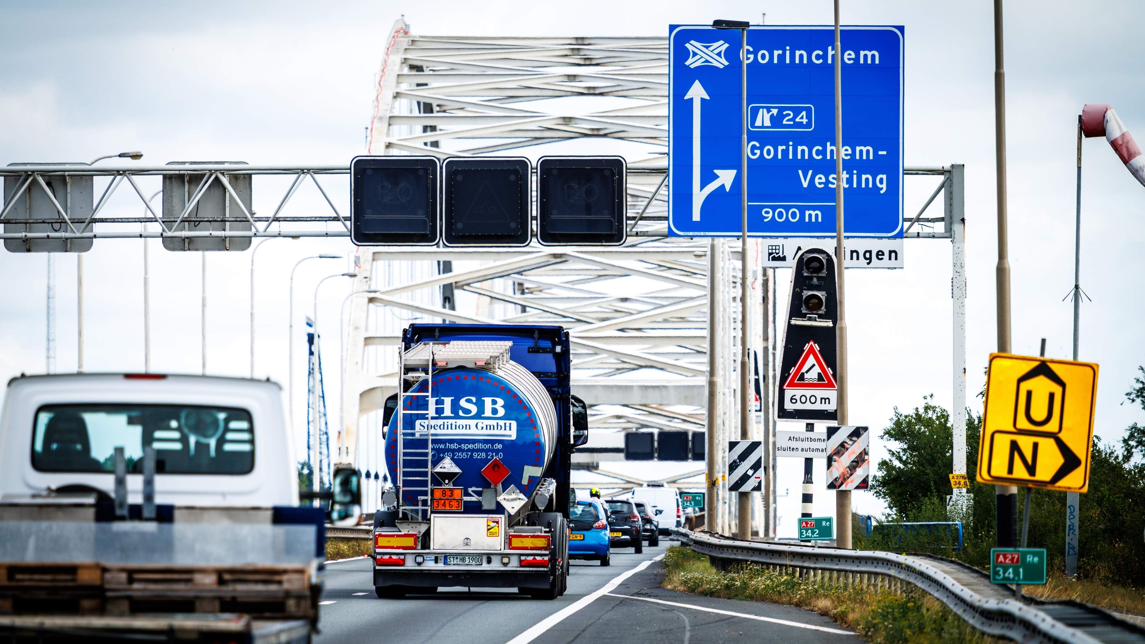 Merwedebrug opnieuw deels dicht: meerdere rijstroken afgesloten voor staalonderzoek