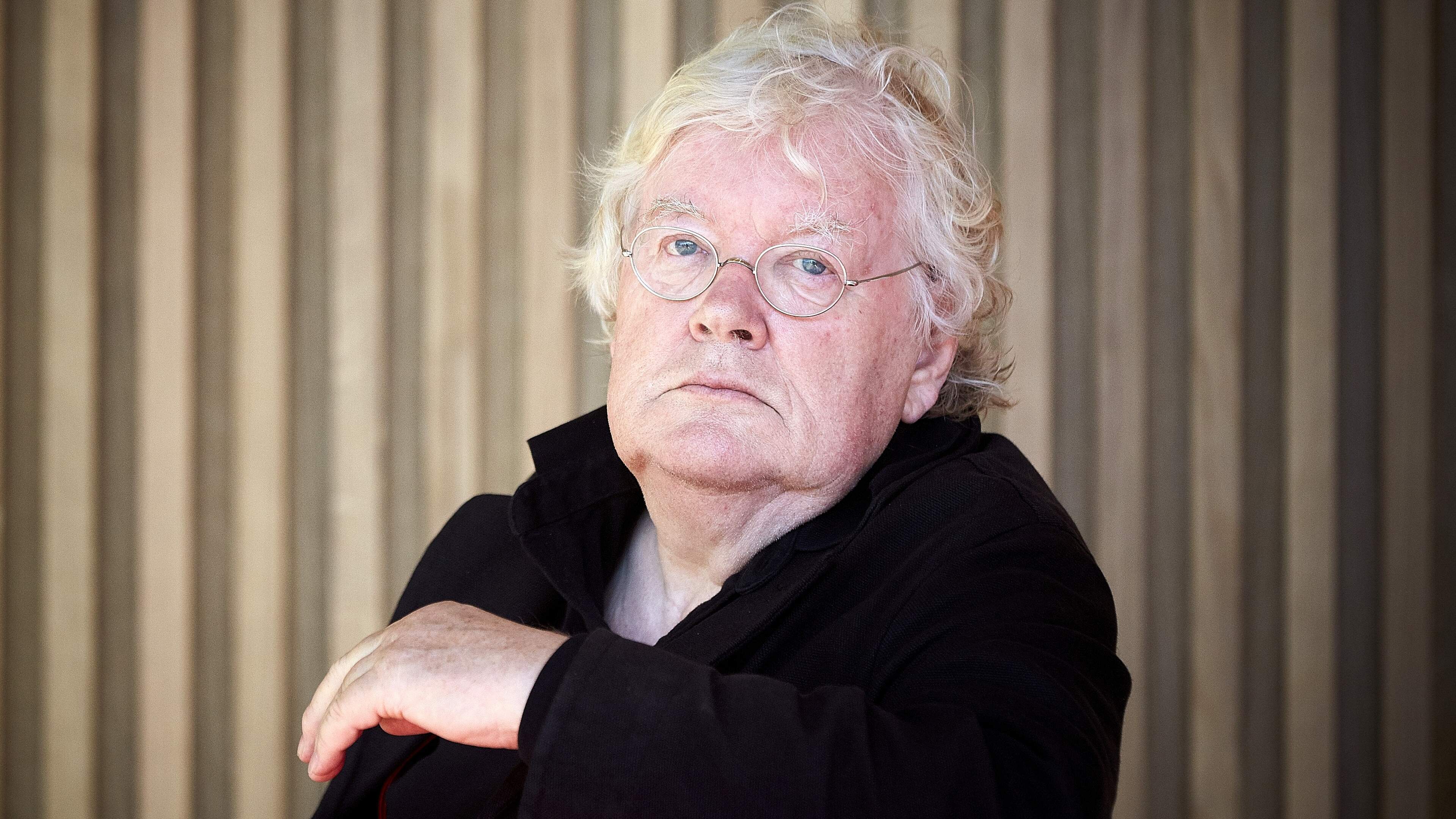Kunsthistoricus en oud-directeur van Stedelijk Museum Rudi Fuchs overleden