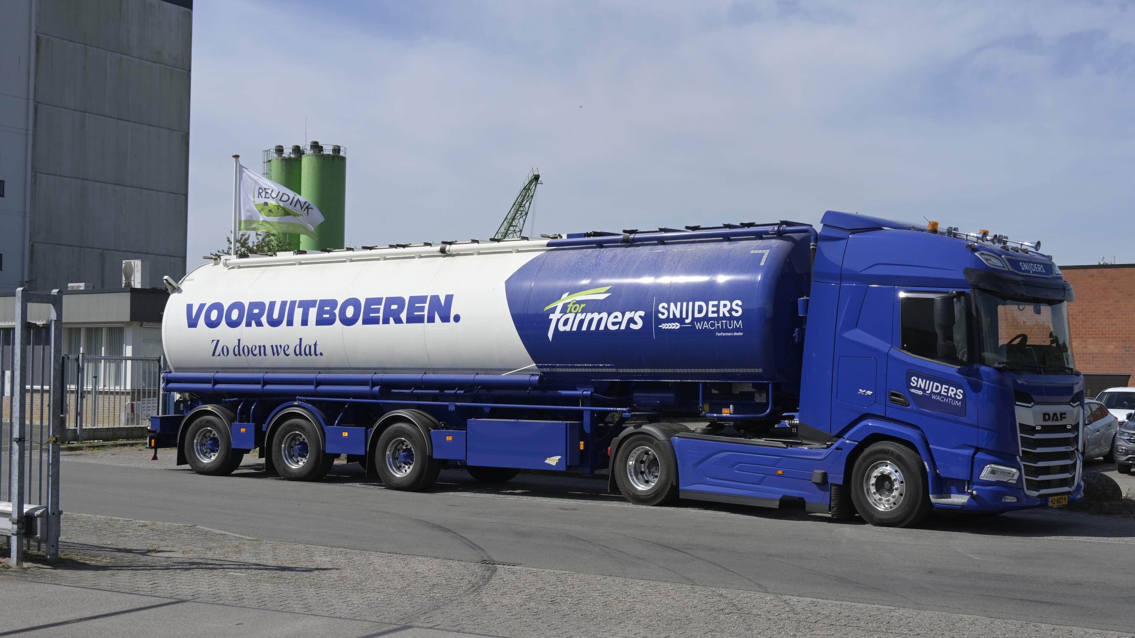 Veevoerreus ForFarmers boert goed, maar maakt zich zorgen over stikstofplannen