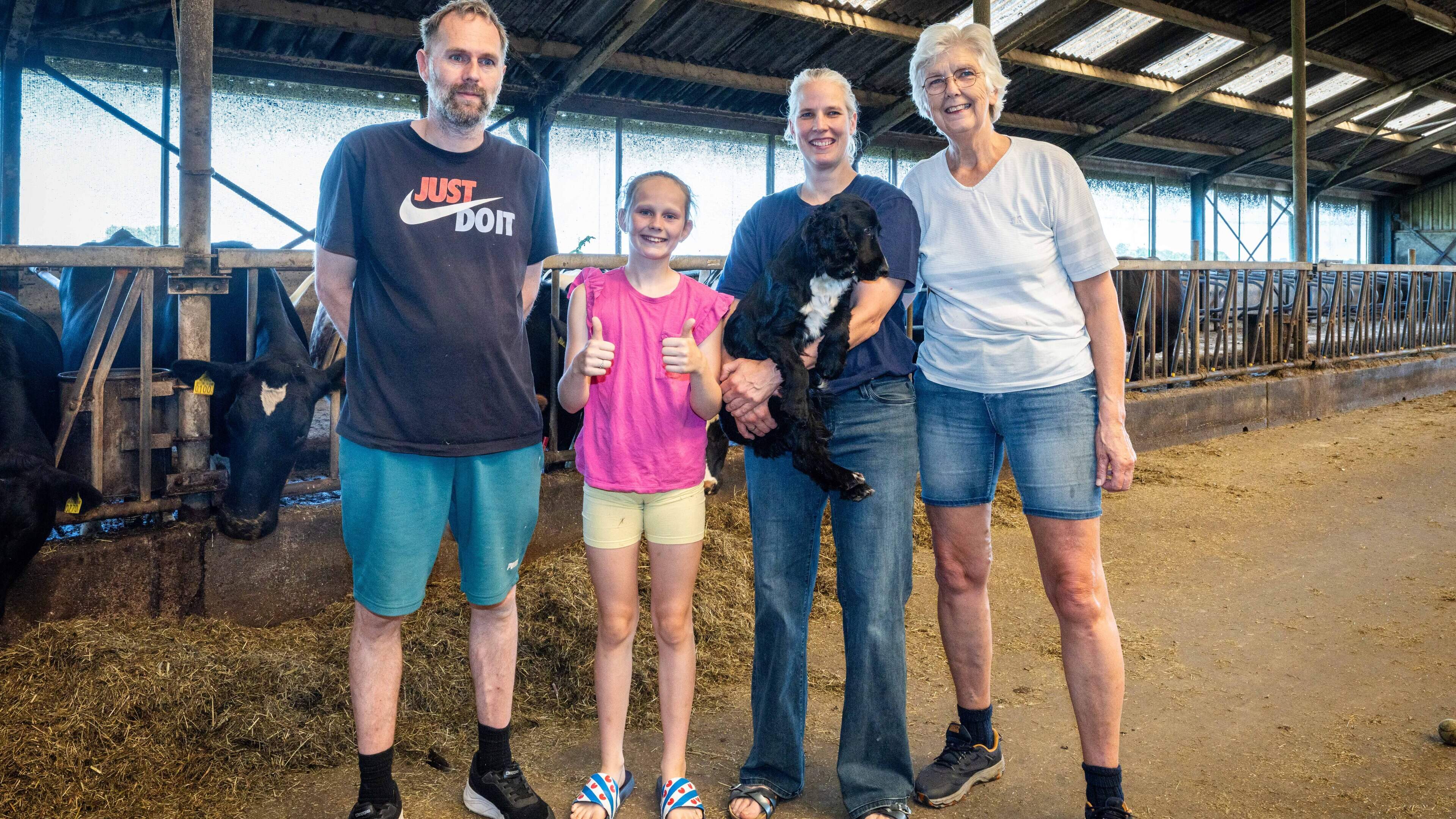 Sanne (11) deelt haar liefde voor Friese platteland en verovert harten van veel Nederlanders: ’Ik ben zo blij dat ik hier woon’