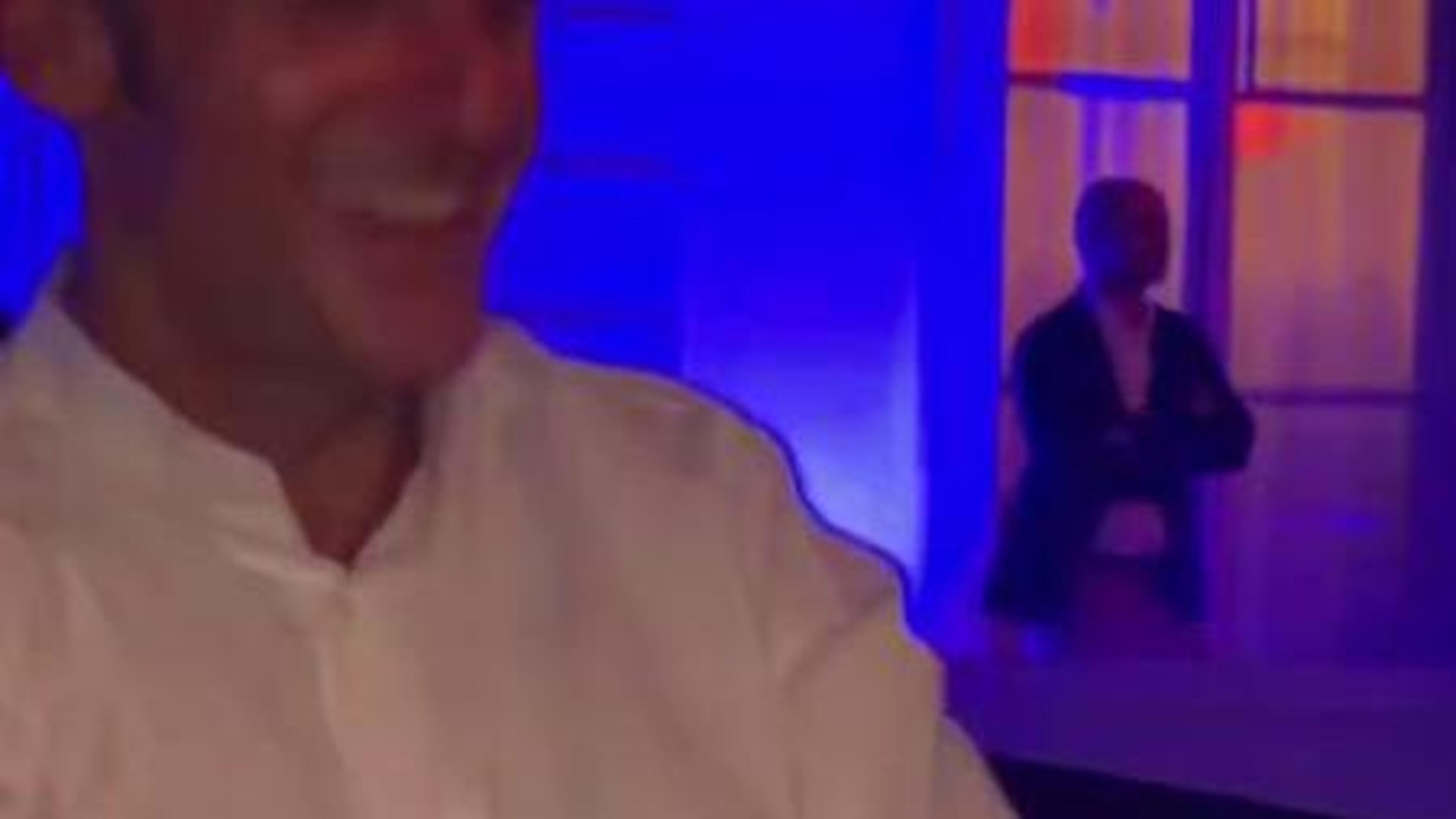 Opmerkelijk: Emmanuel Macron verrast door remix van eigen uitspraak