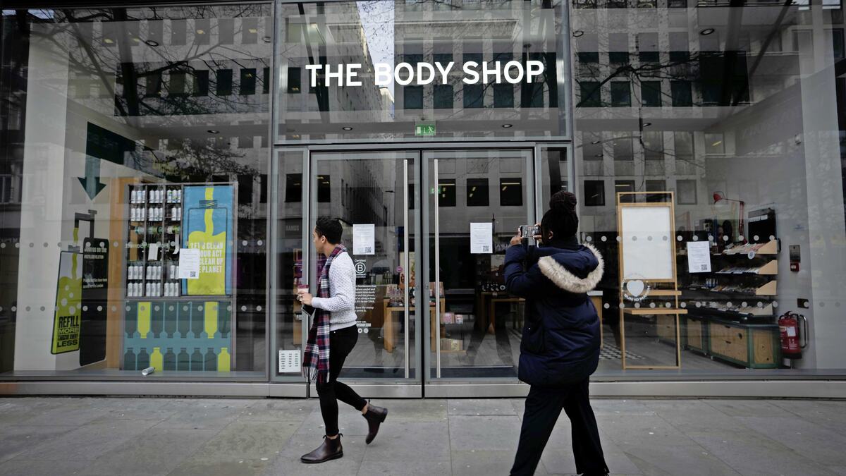’Kledingverkoper aast op overname deel noodlijdende Britse tak The Body ...