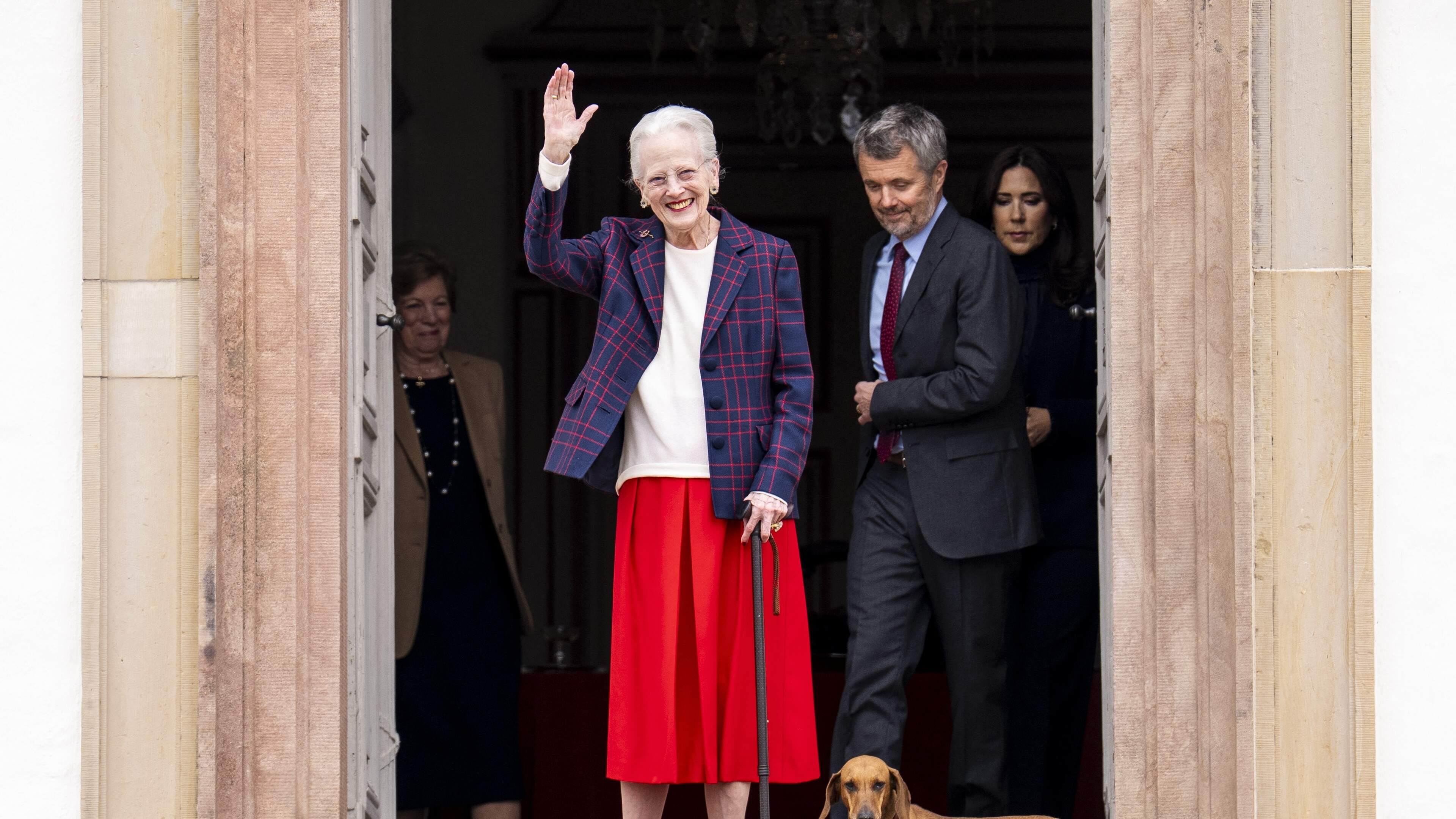 Koningin Margrethe (86) weer aan het werk na hartklachten en