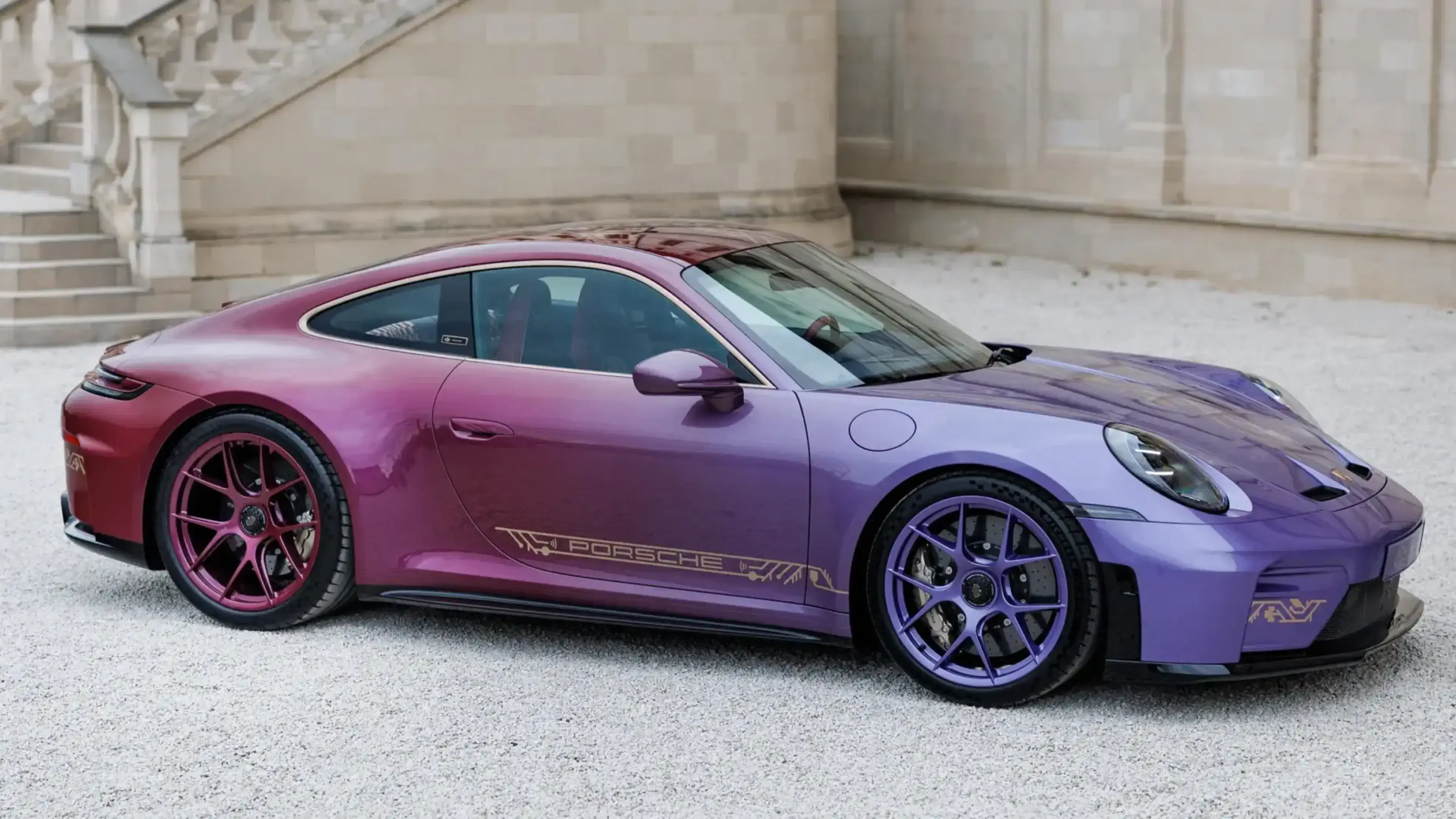 Slagveld in Duitse auto-industrie! Porsche ontslaat 22 procent van zijn personeel