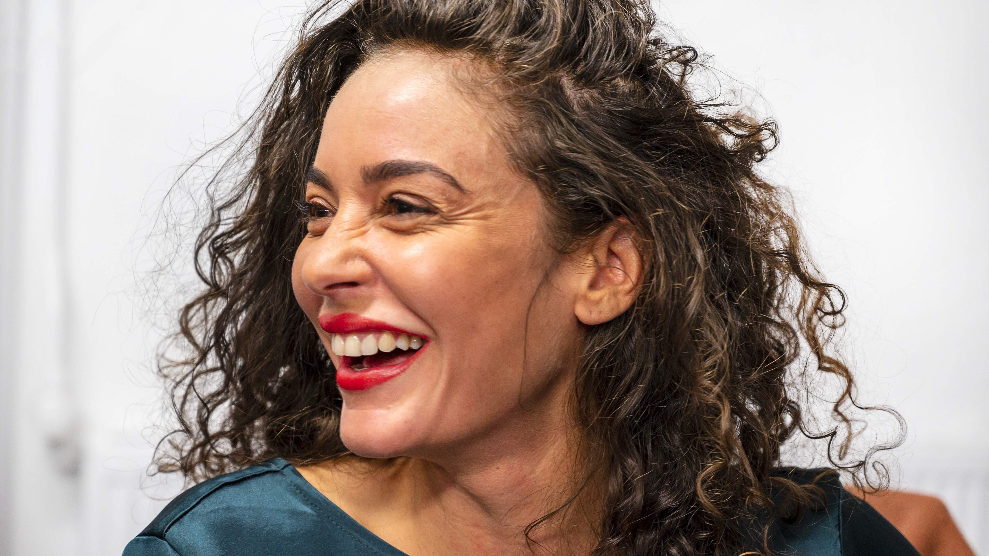 Fajah Lourens (44) wordt opnieuw oma: dochter Irem verwacht tweede kindje