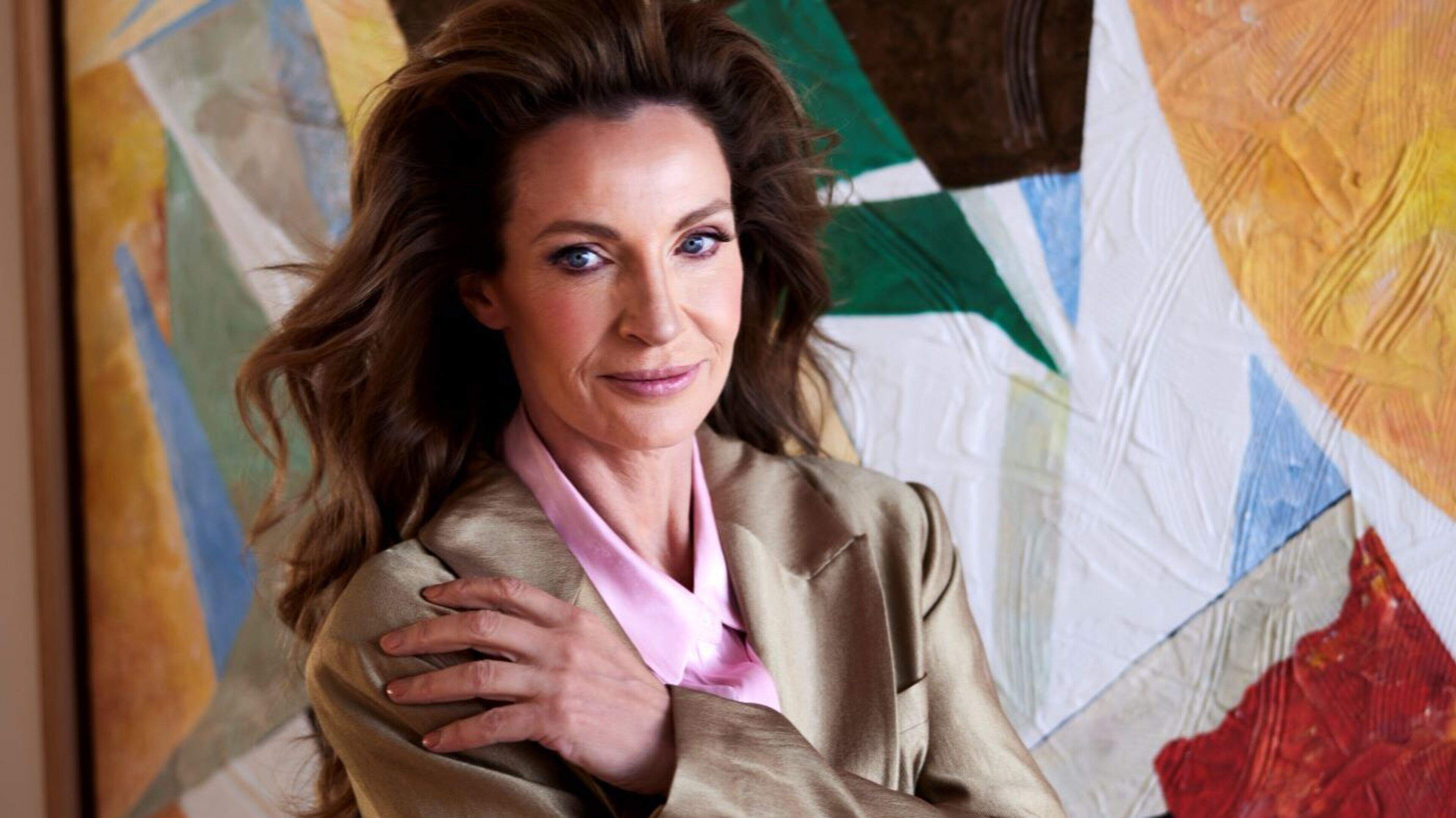 Astrid Holleeder (60) zag band met dochter Miljuschka (40) zwaar verzuren: ’We zijn nu weer aan het opbouwen’