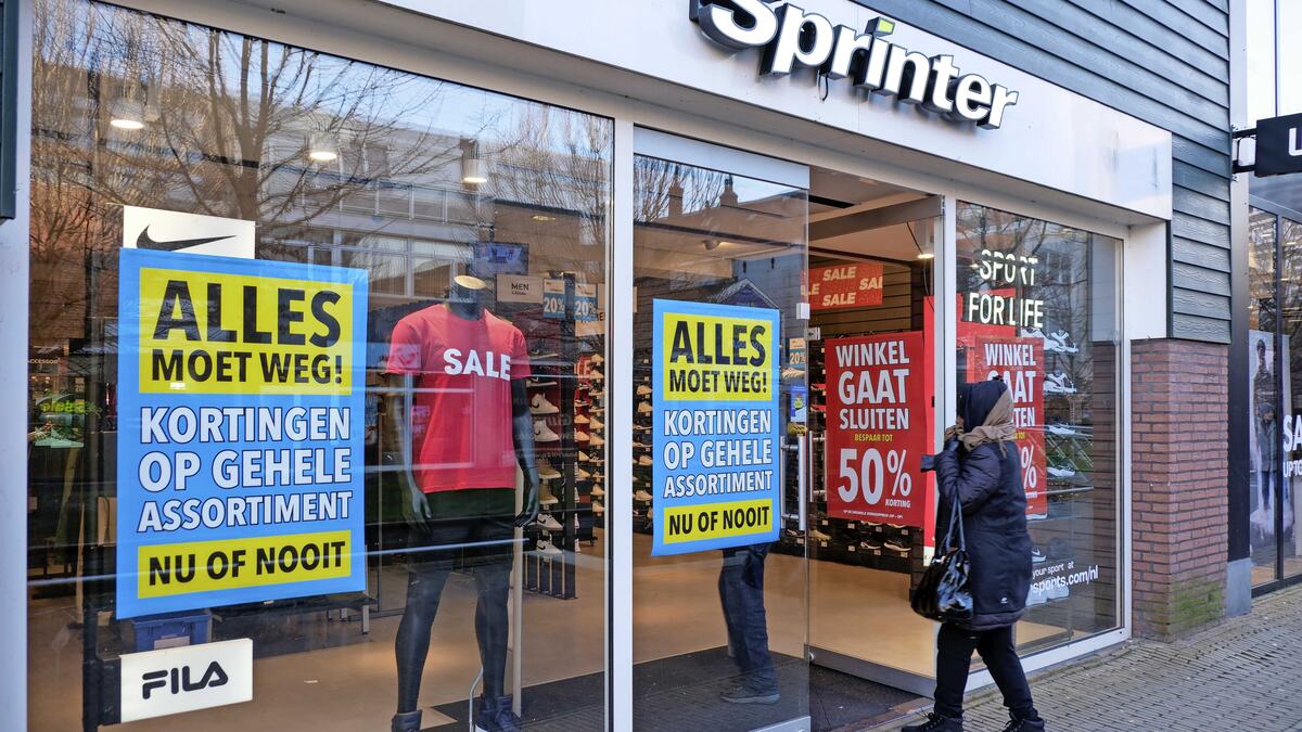 Eigenaar Sports World wil winkels Sprinter en Perry Sport overnemen ...