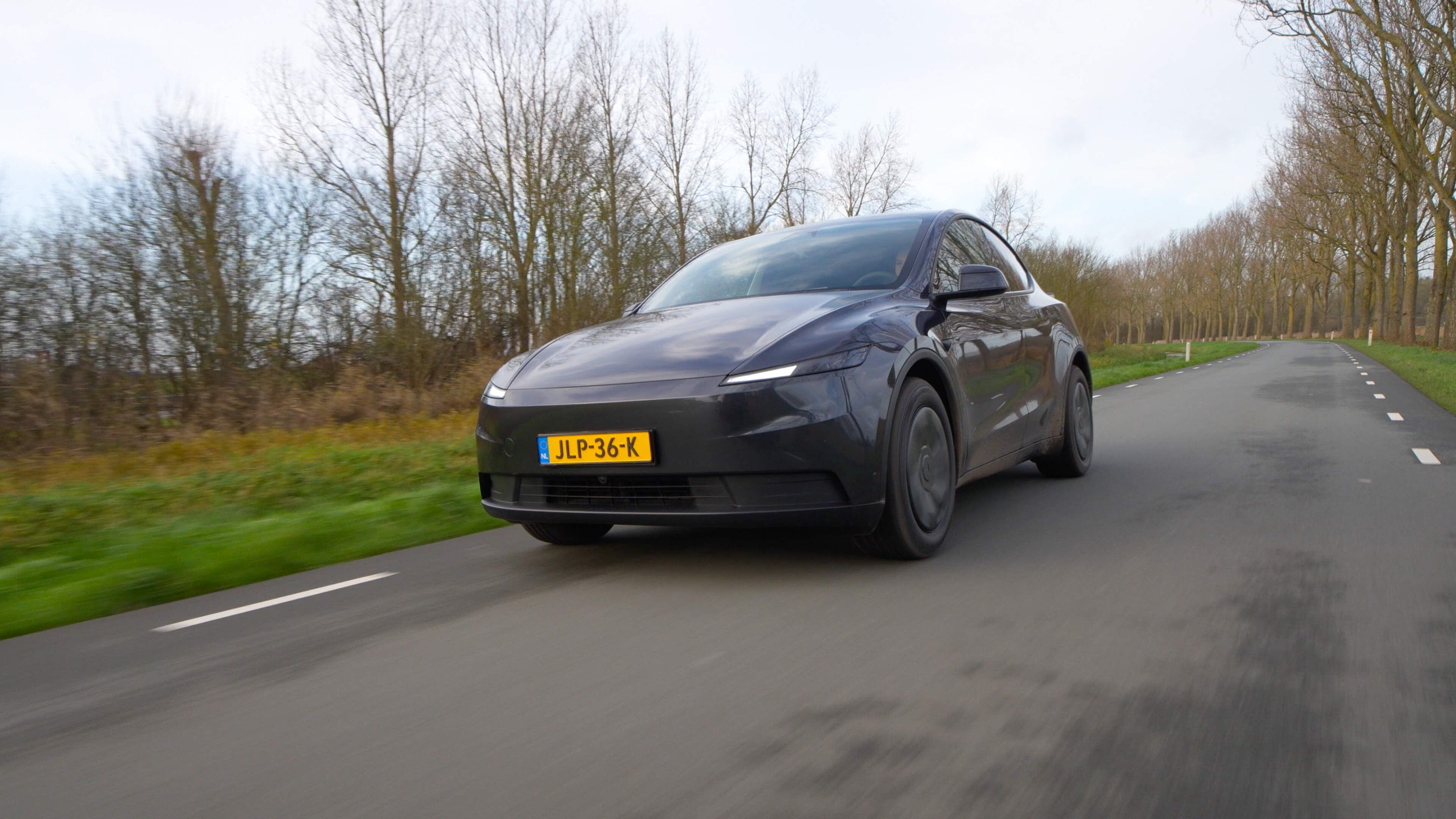 Image for the article: Tesla alwéér verwikkeld in ongemakkelijke rechtszaak om vreselijk ongeluk: wie is verantwoordelijk als de techniek faalt?