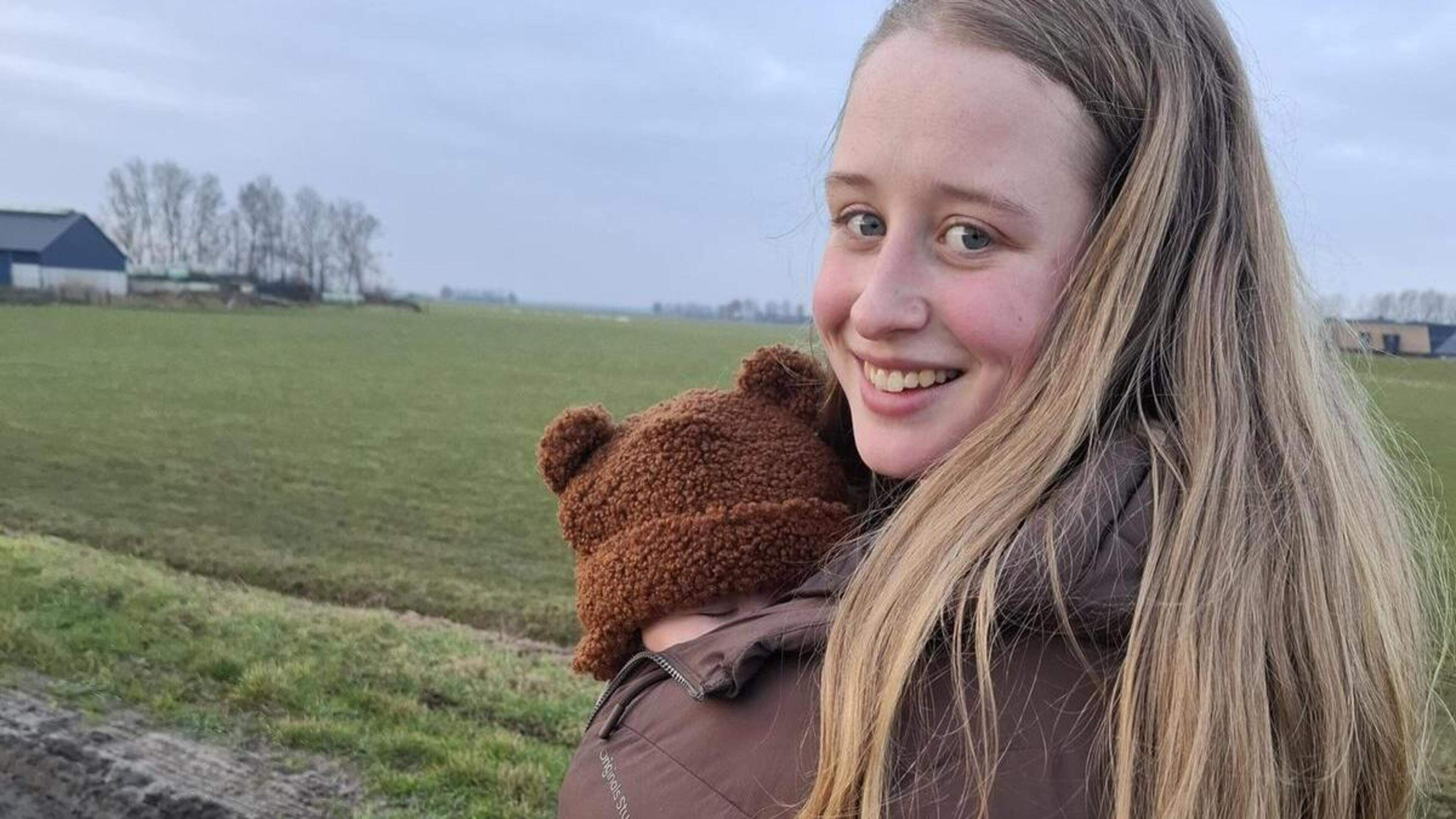 Kyara (21) is huismoeder: ’Het voelt voor mij niet ouderwets, maar juist natuurlijk’