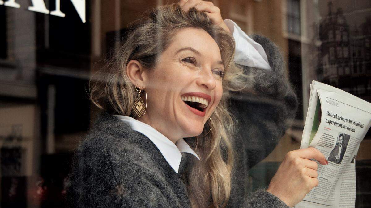Lauren Verster (45): ’Oneerlijk hoe wij vrouwen continu op ons uiterlijk worden beoordeeld’
