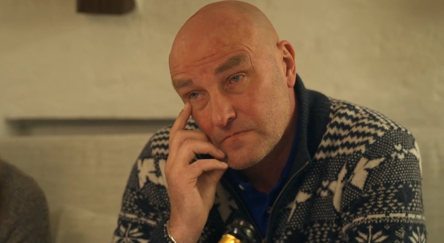 Winter vol liefde: Gilbert haalt alles uit de kast voor Elsje, zelfs erfstuk van overleden moeder | De Telegraaf