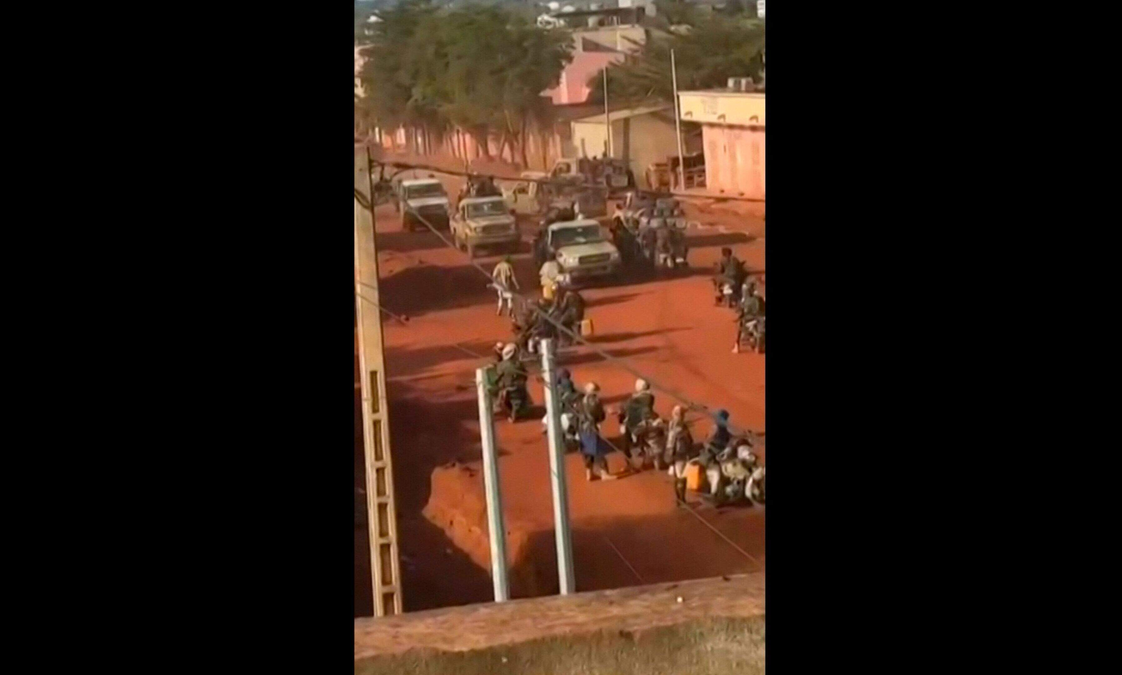 Rebellen Mali kondigen deal aan voor Russische terugtrekking