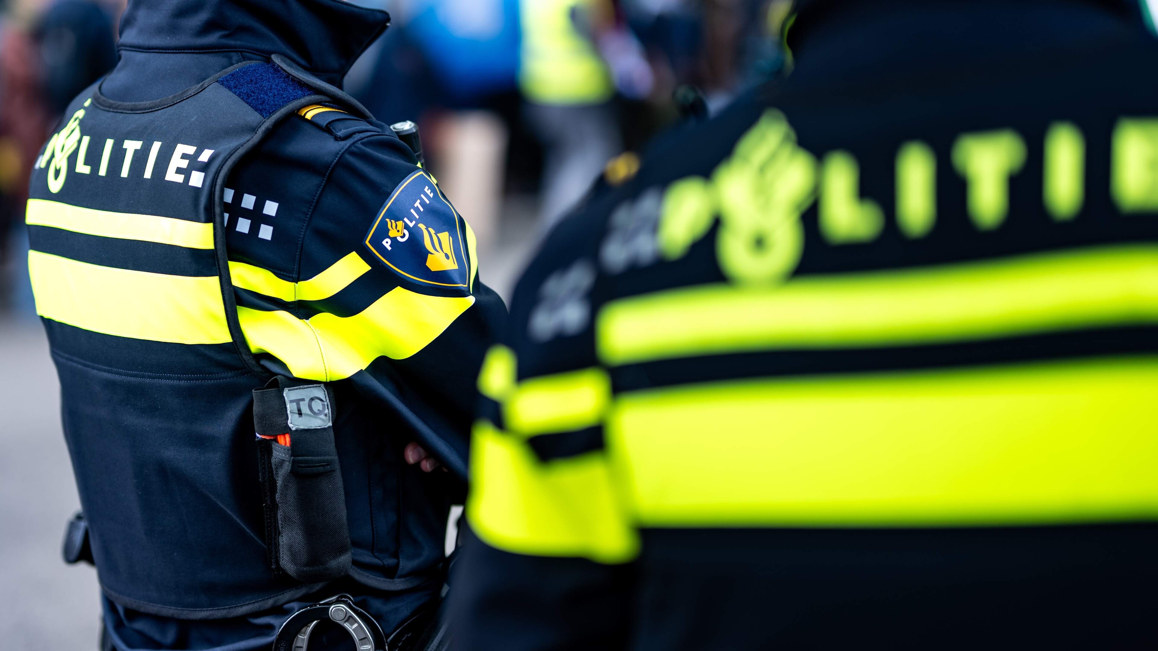 Image for the article: Nederlanders opgepakt voor oplichten van honderden beleggers: criminelen verdienden meer dan 100 miljoen per maand