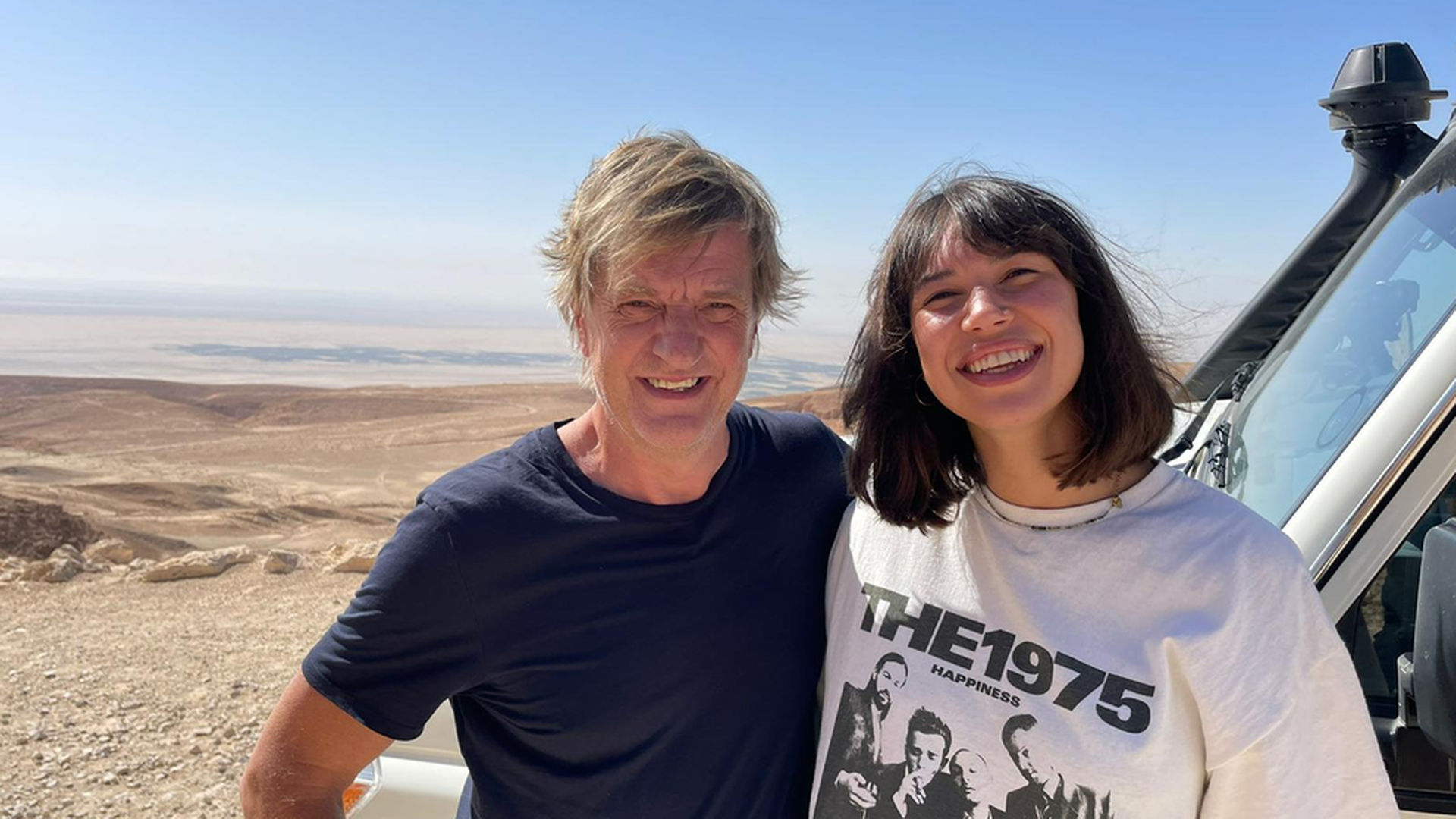 Zangeres Meau Hewitt (MEAU) en voormalig profvoetballer Wim Kieft.