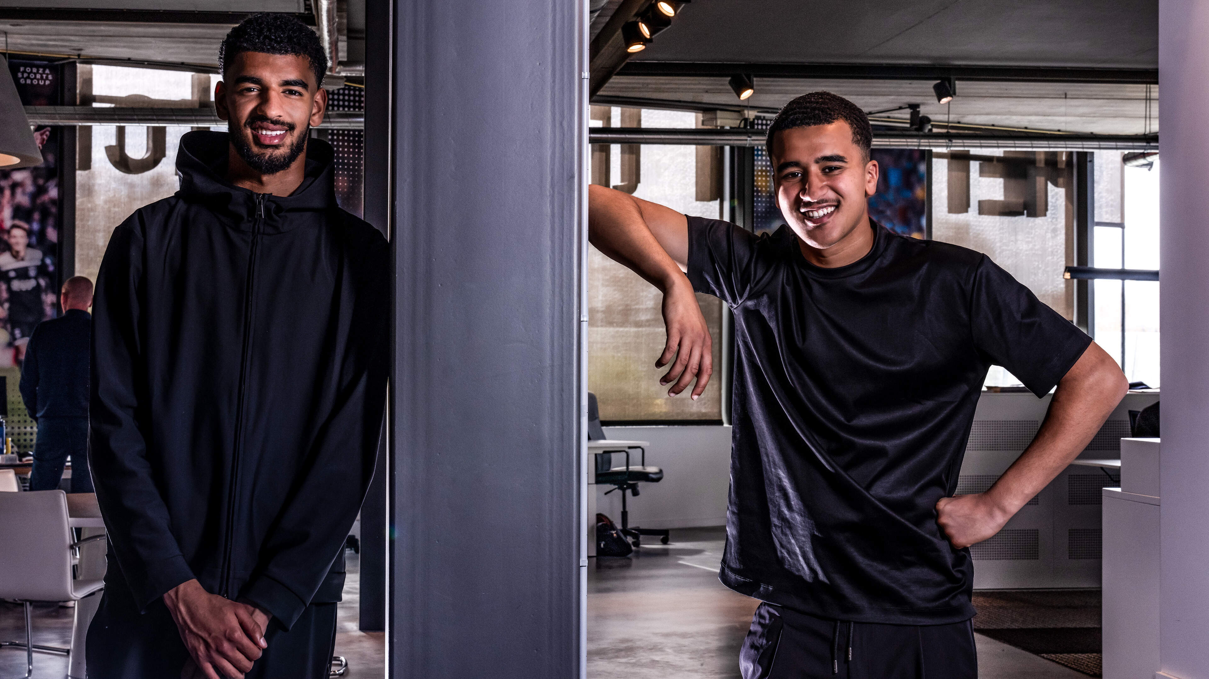 Broers Zakaria (19) en Abdellah (17) Ouazane dromen van Ajax 1: ’Elke wedstrijd de beste zijn’