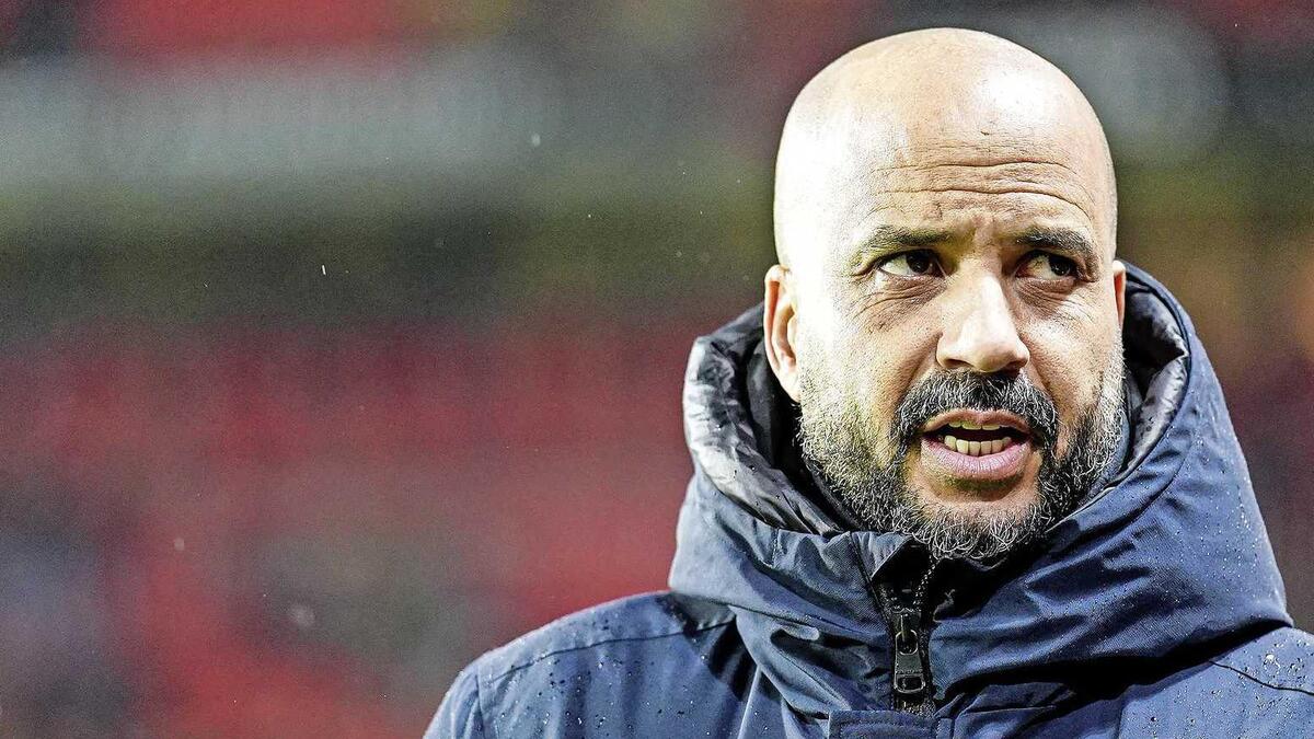 AZ neemt per direct afscheid van trainer Pascal Jansen | De Telegraaf
