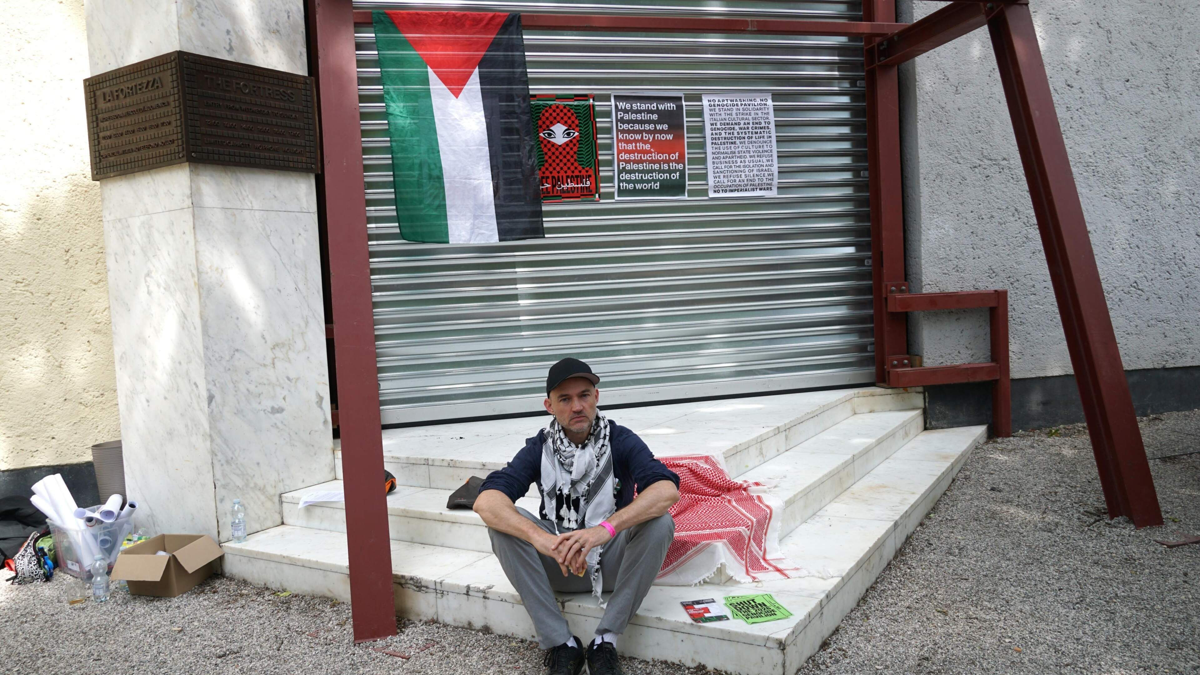 Nederland sluit paviljoen op Biënnale uit protest tegen Israël: ’Kunstenaars gestraft om wie zij zijn’