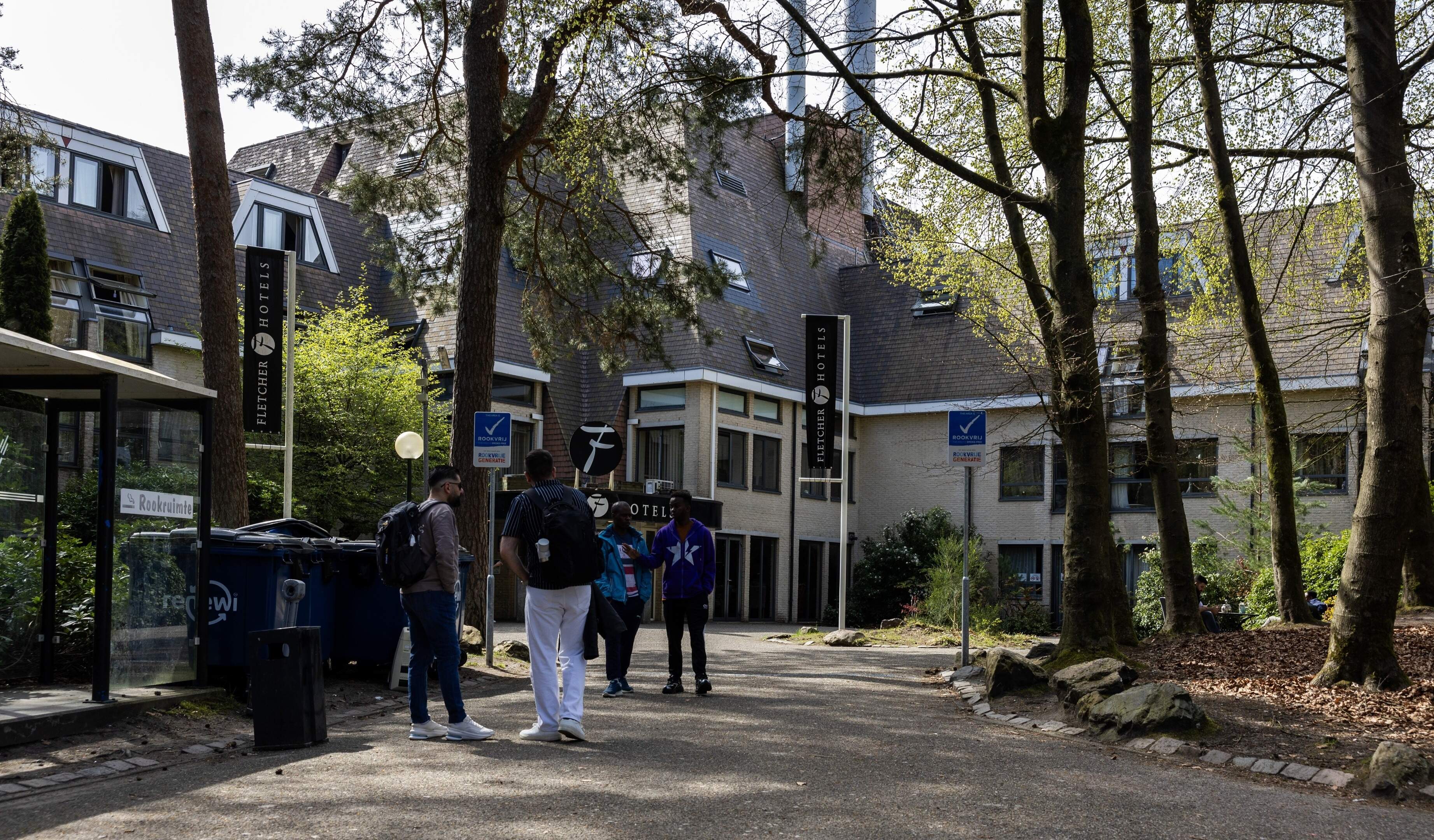 Recorddwangsom als COA azc-hotel Epe niet leeghaalt: ’De economische impact is groot’